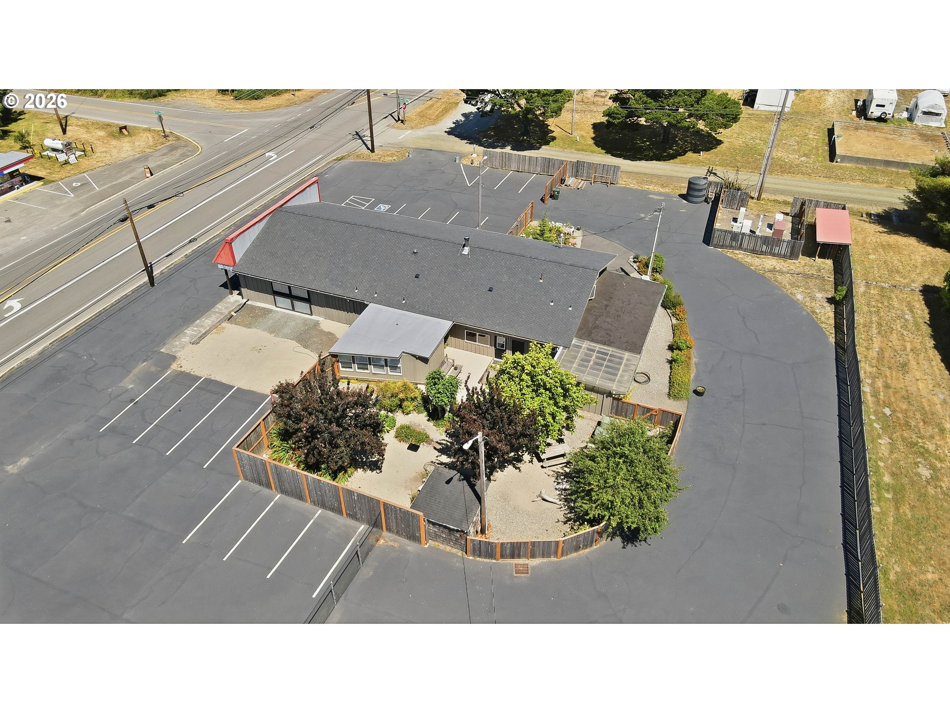 49045 Highway 101 Property Photo 2