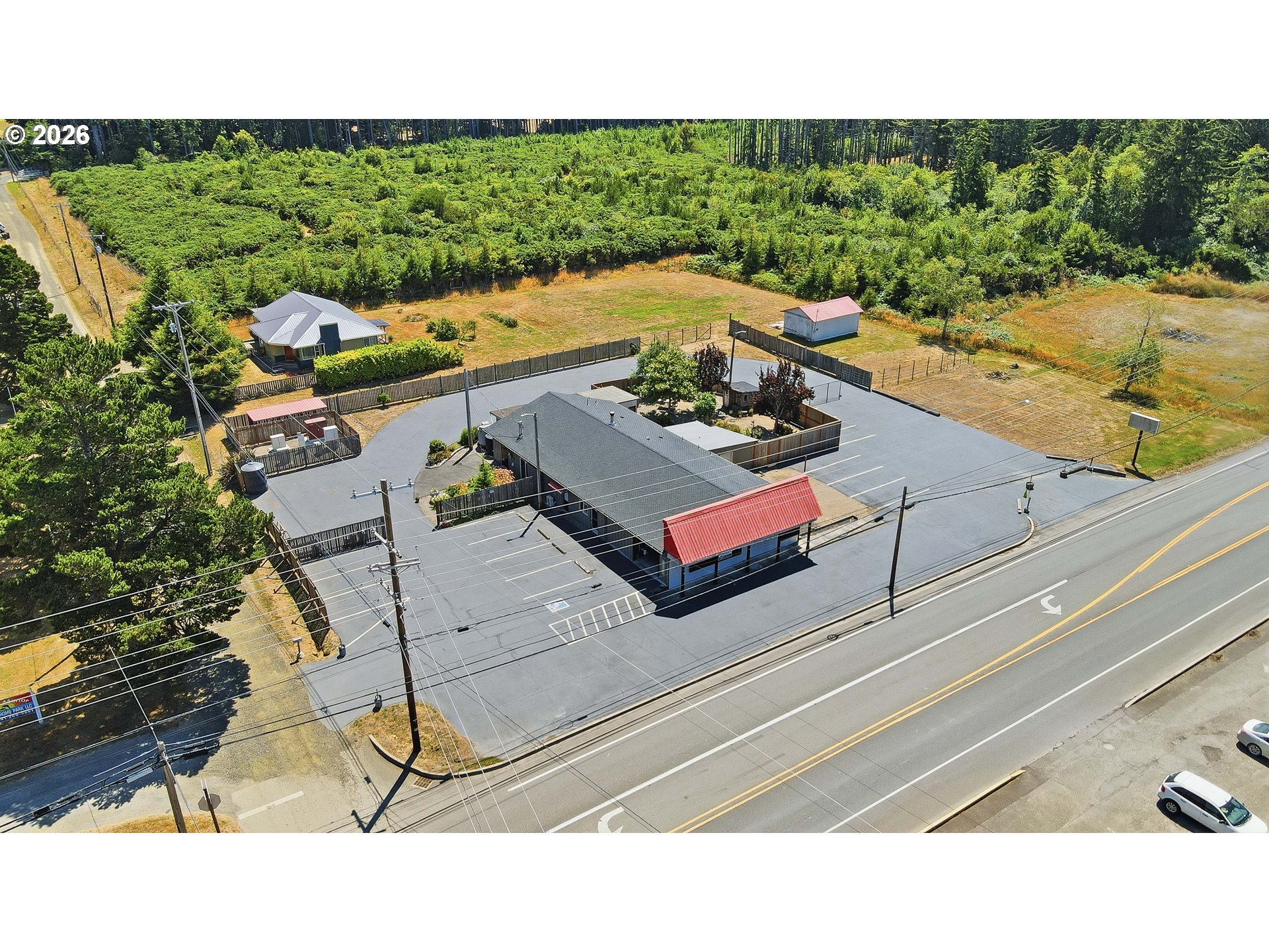 49045 Highway 101 Property Photo 3
