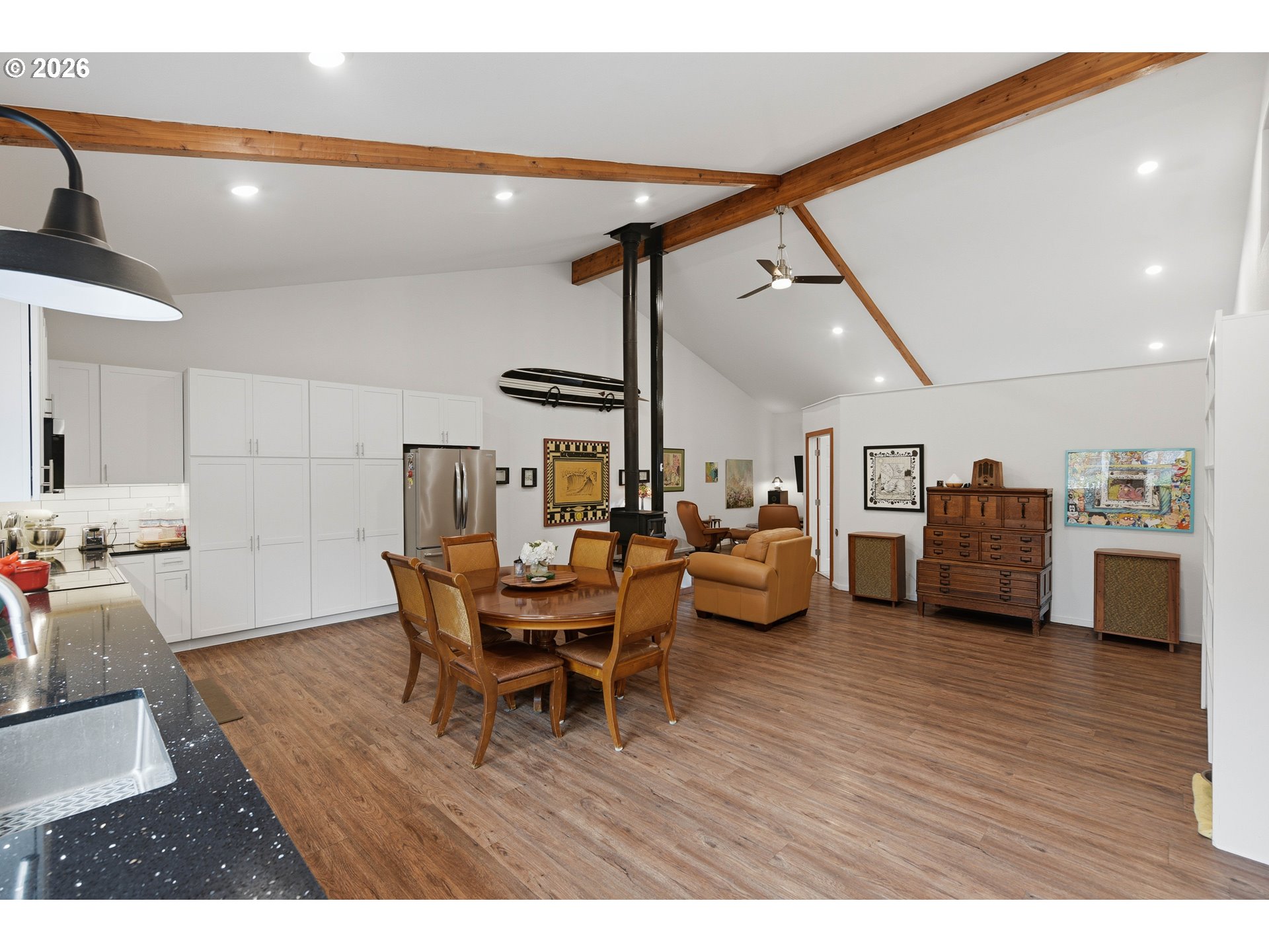 49045 Highway 101 Property Photo 9