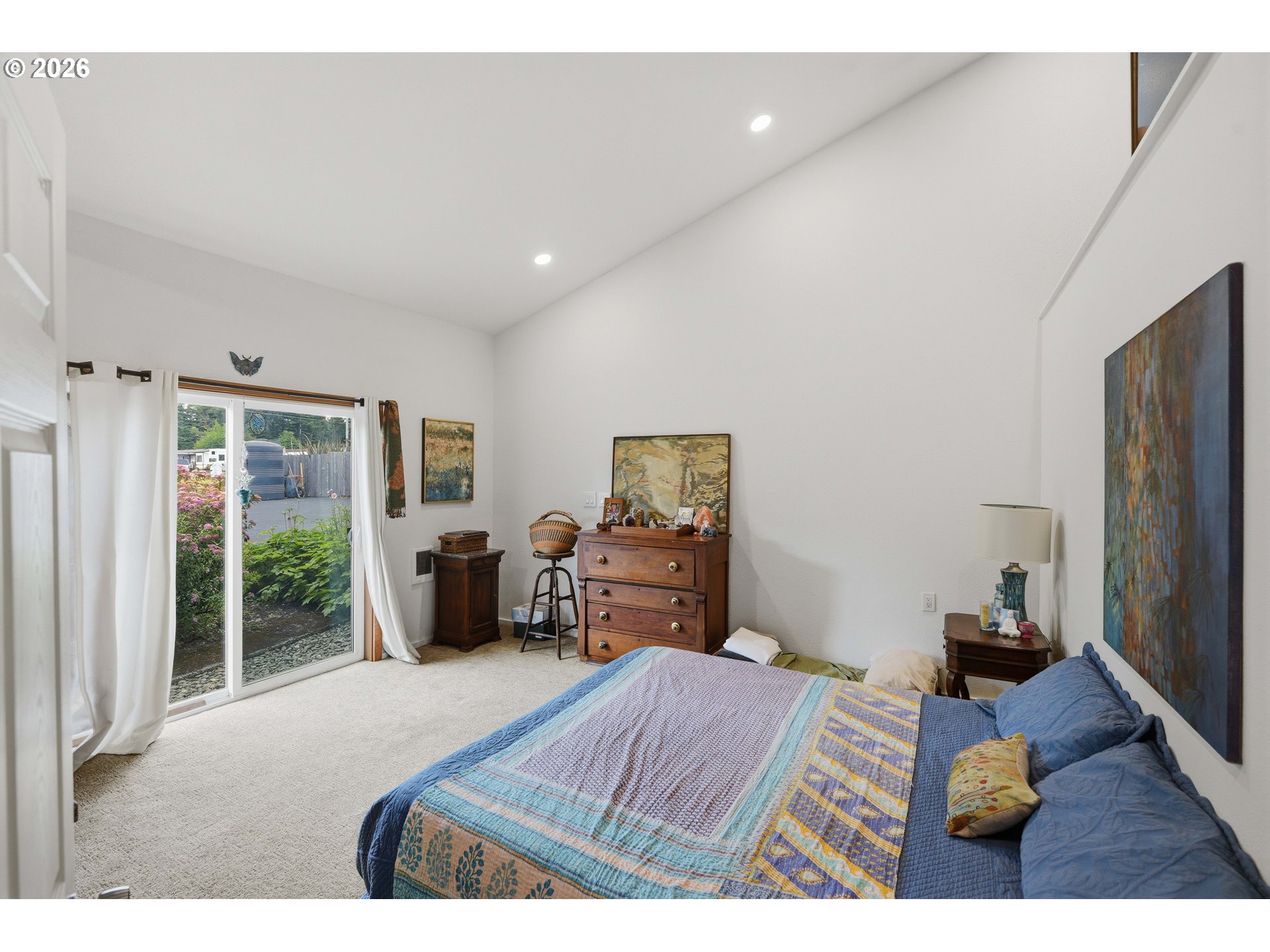 49045 Highway 101 Property Photo 14
