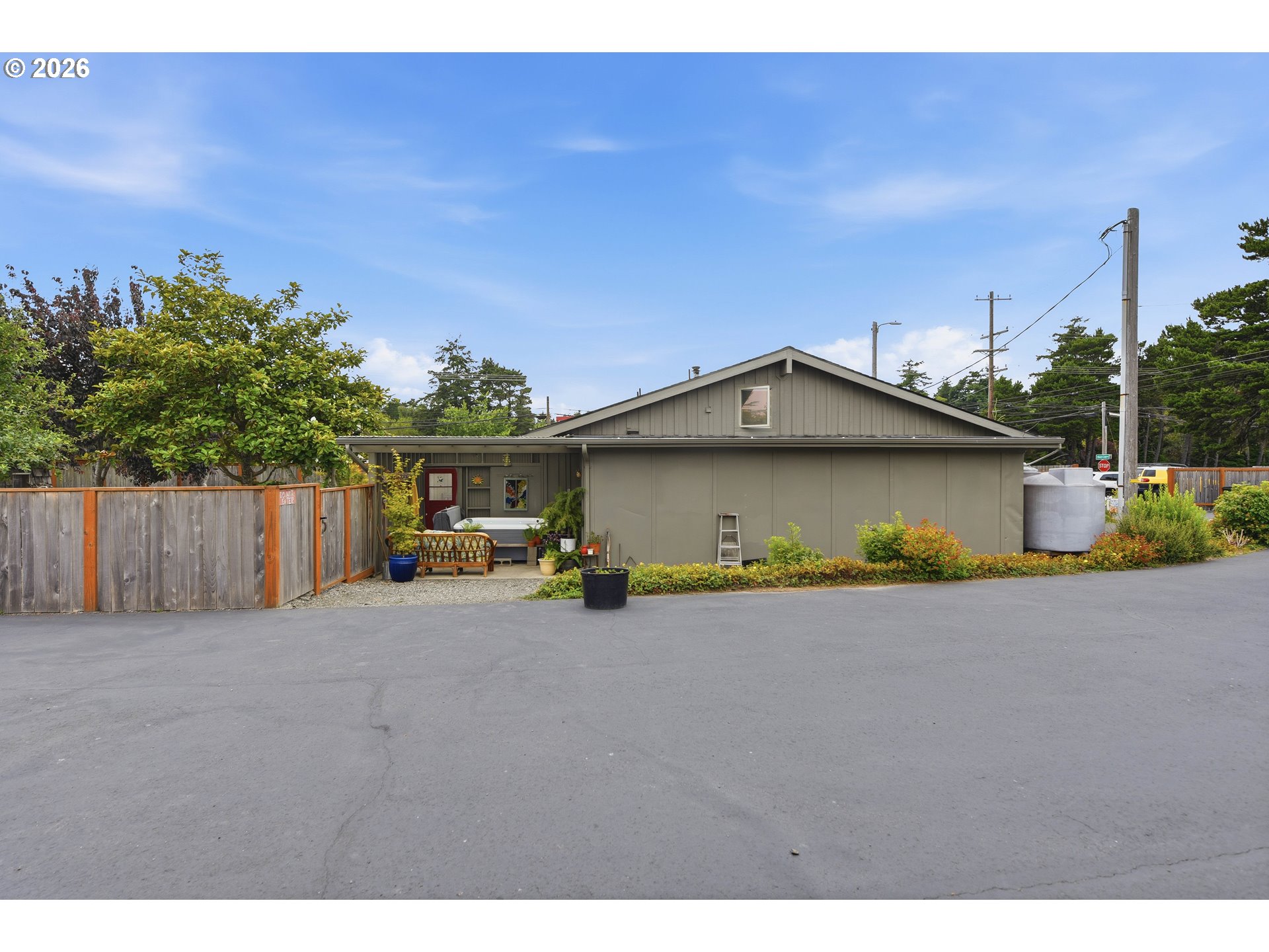 49045 Highway 101 Property Photo 29