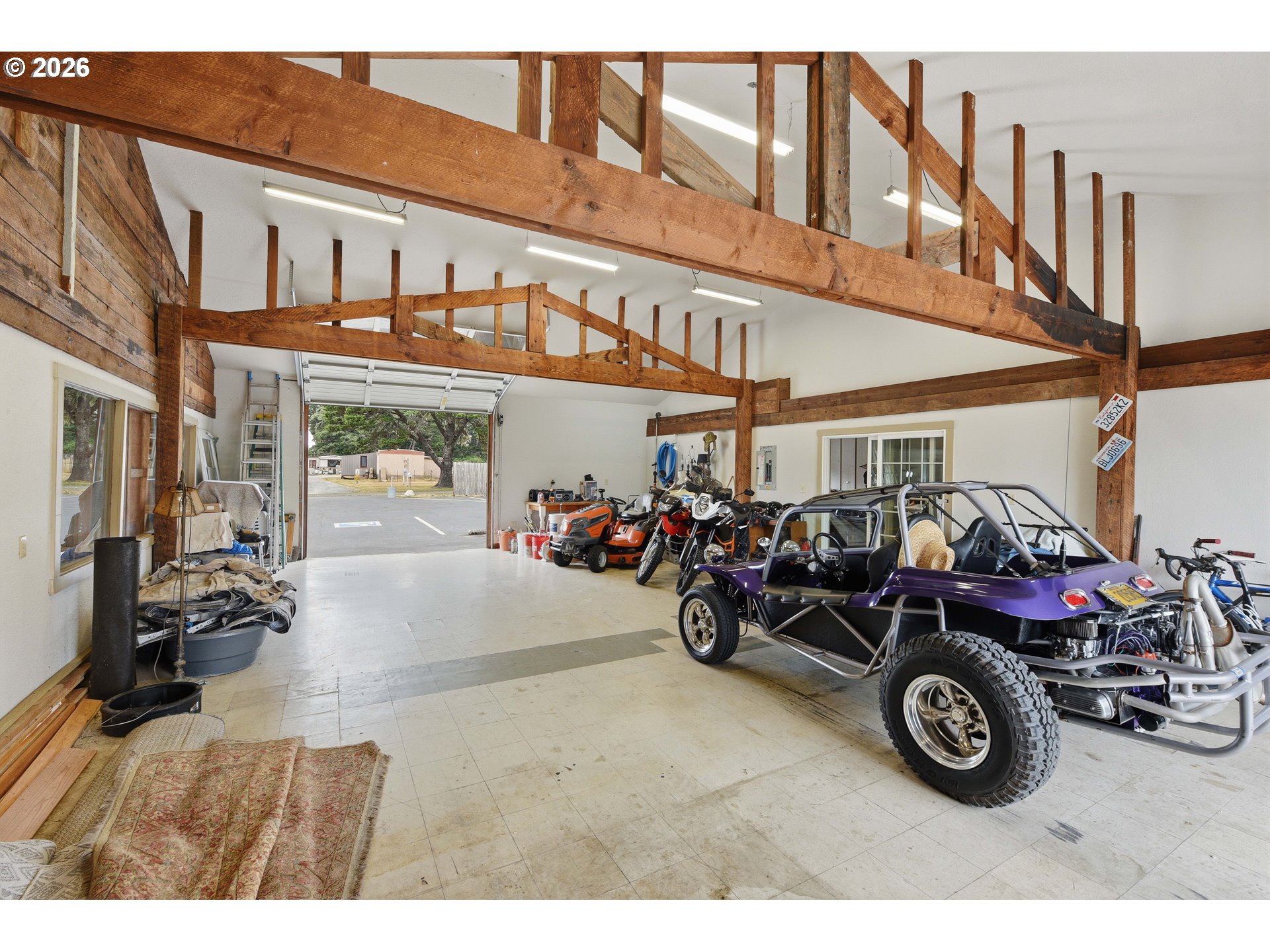 49045 Highway 101 Property Photo 33