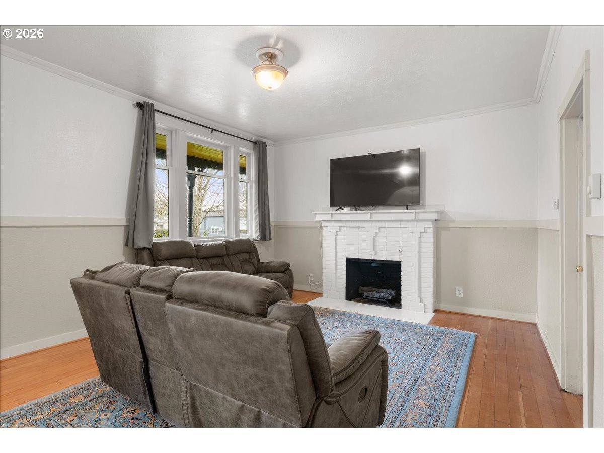 1280 4th St Property Photo 16