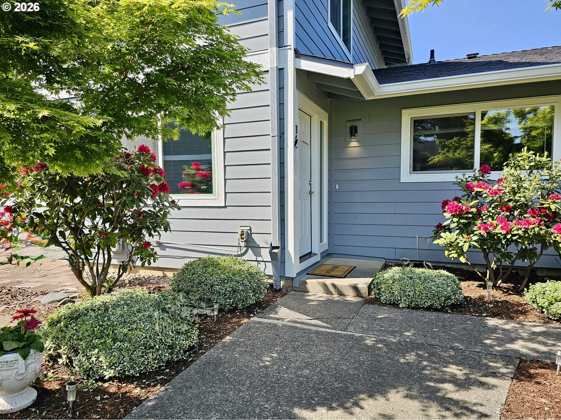 1601 Ne Hale Pl 2 Property Photo 4