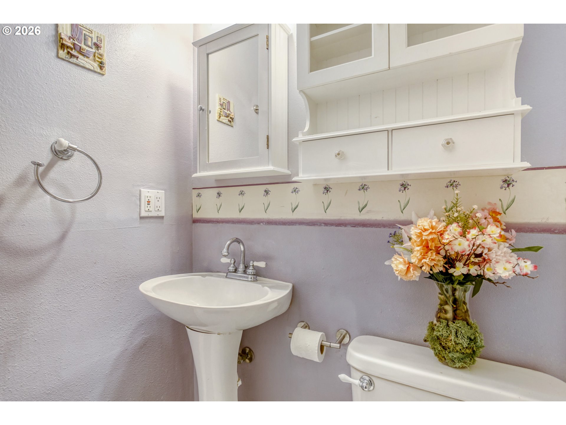 1601 Ne Hale Pl 2 Property Photo 28