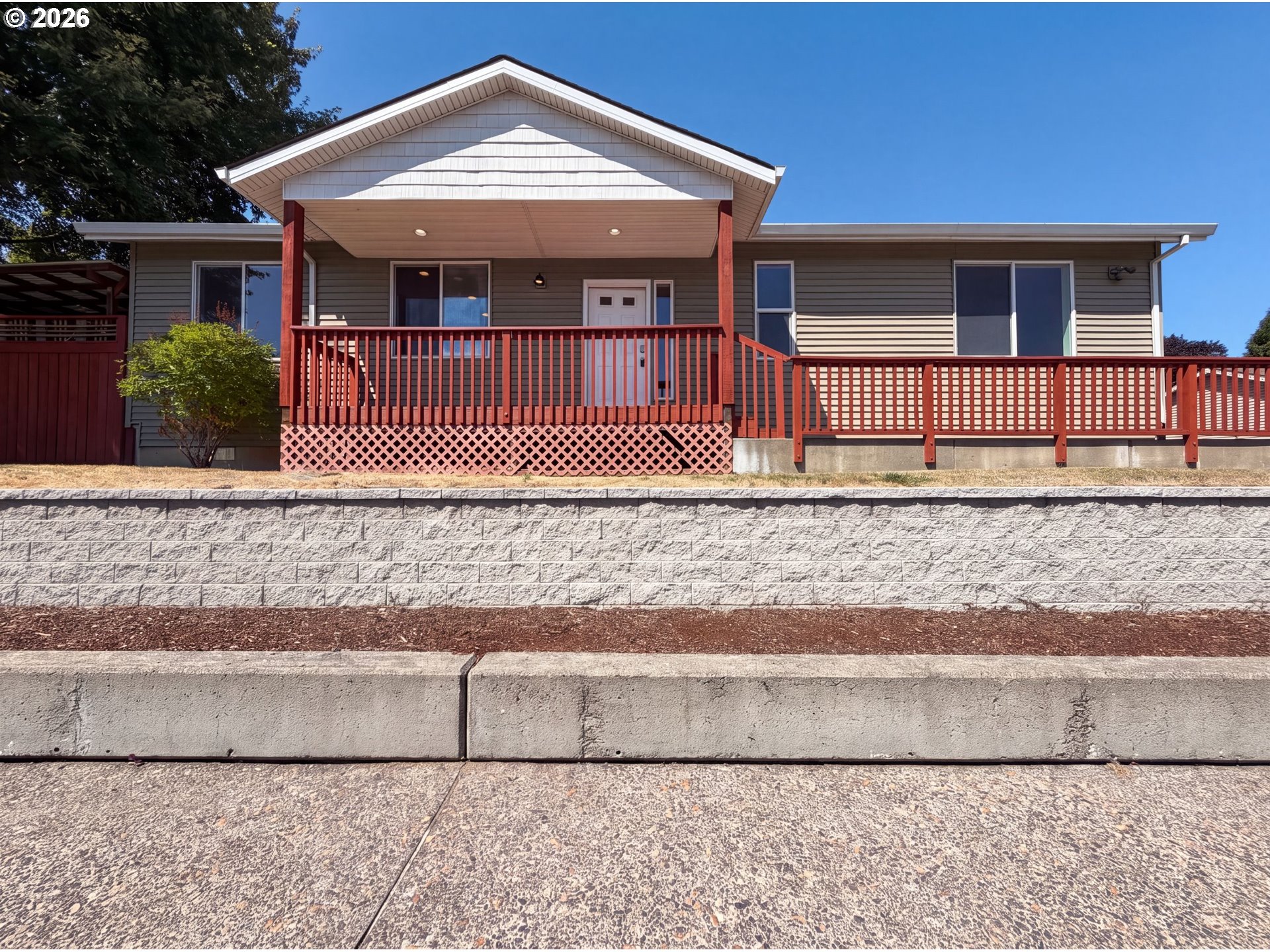 19015 Sw Jessica Way Property Photo 1