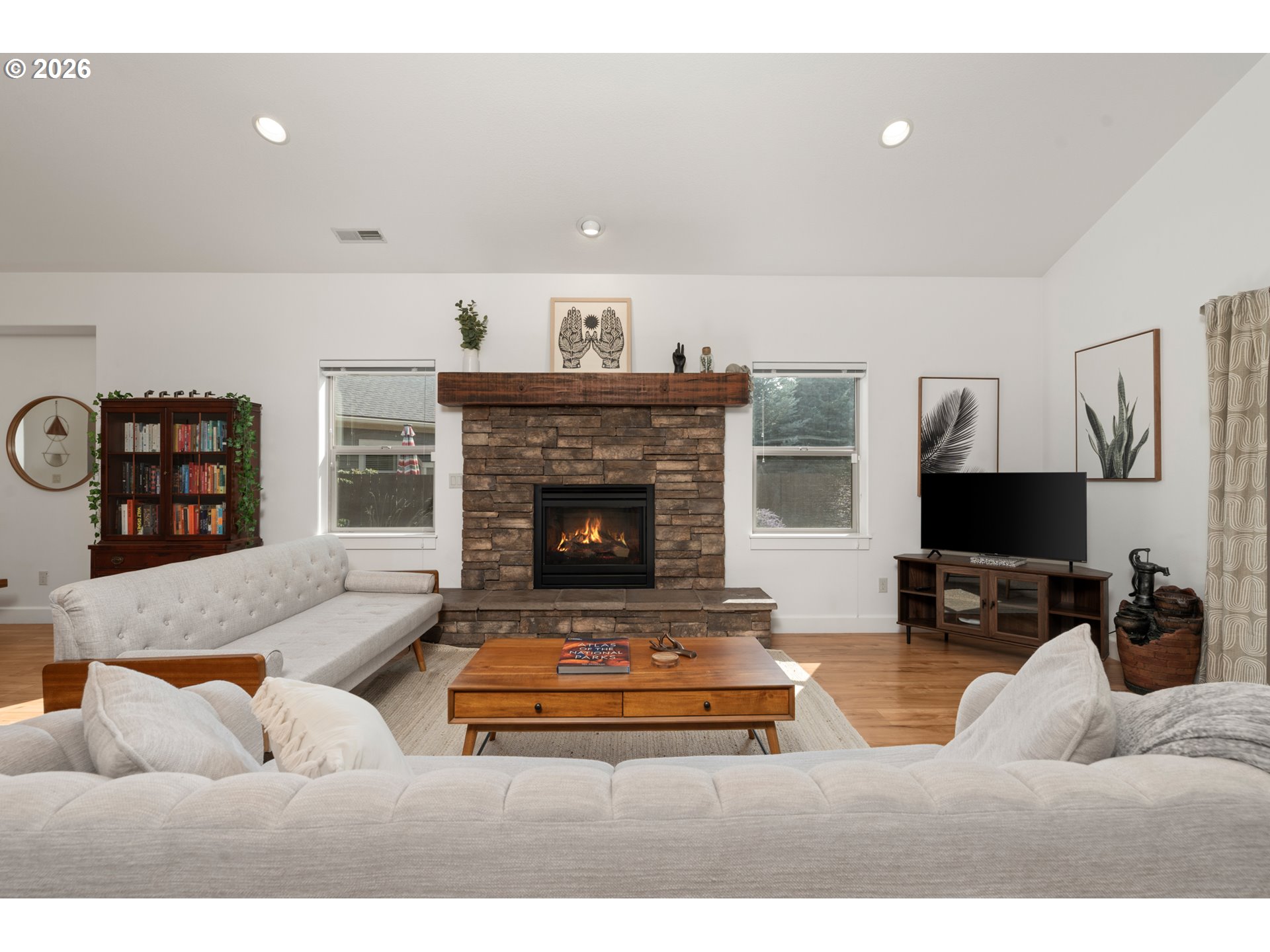 21302 Ne Brooklyn Ct Property Photo 6