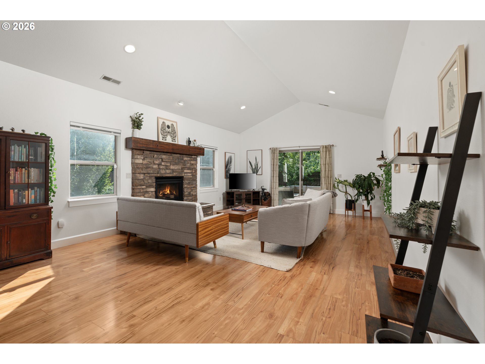21302 Ne Brooklyn Ct Property Photo 16