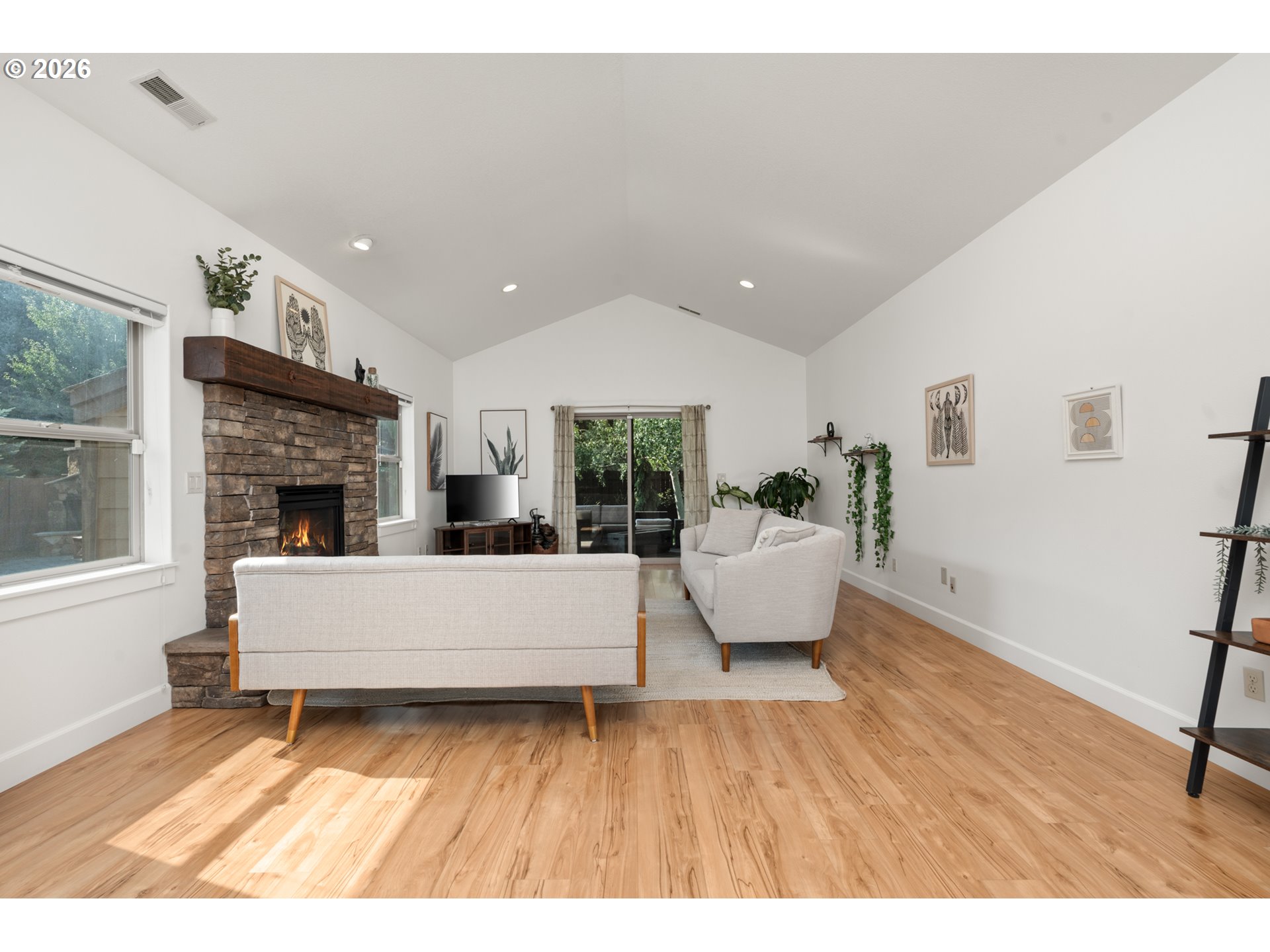 21302 Ne Brooklyn Ct Property Photo 45