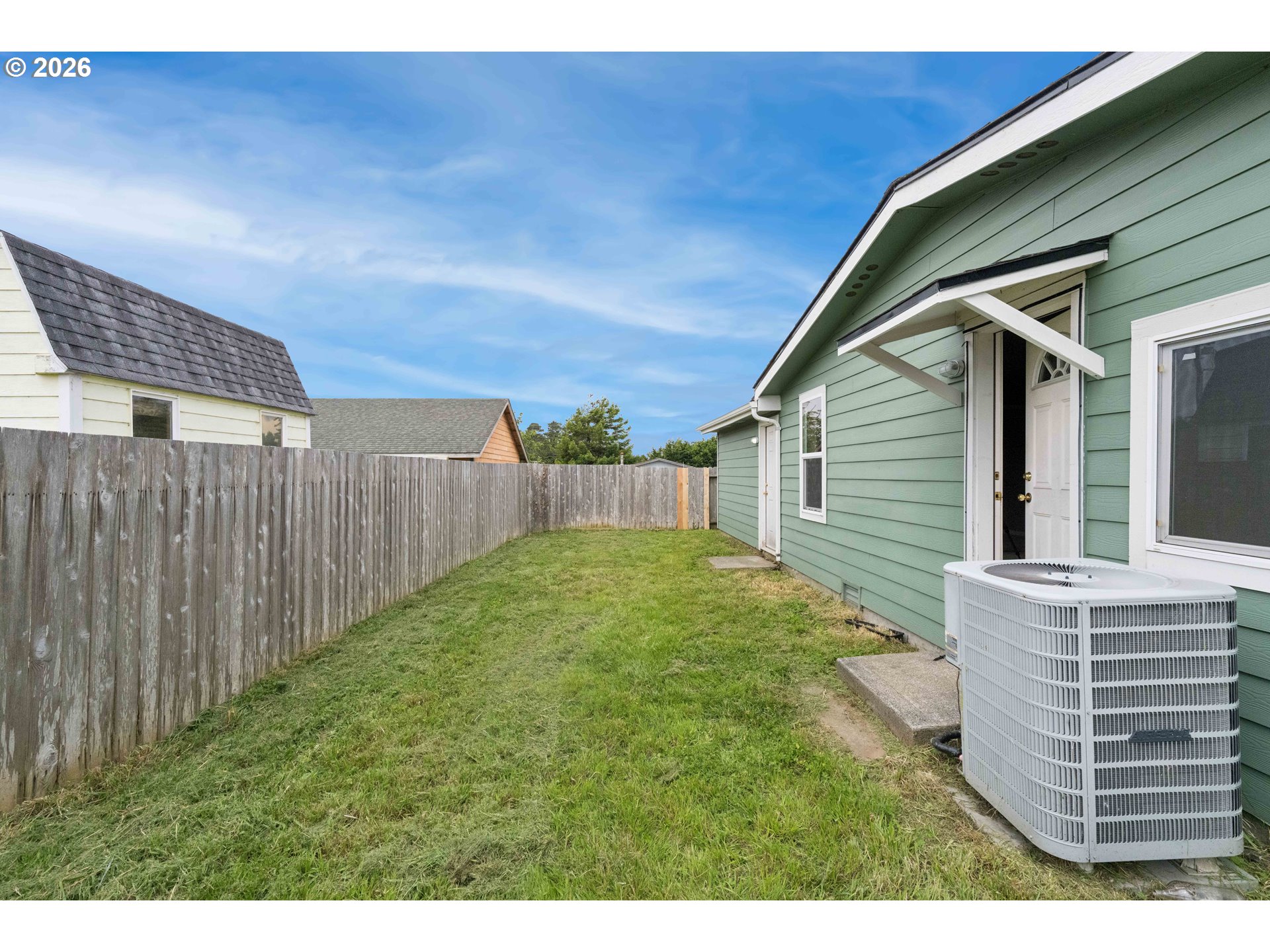 1188 Indiana Ave Property Photo 3