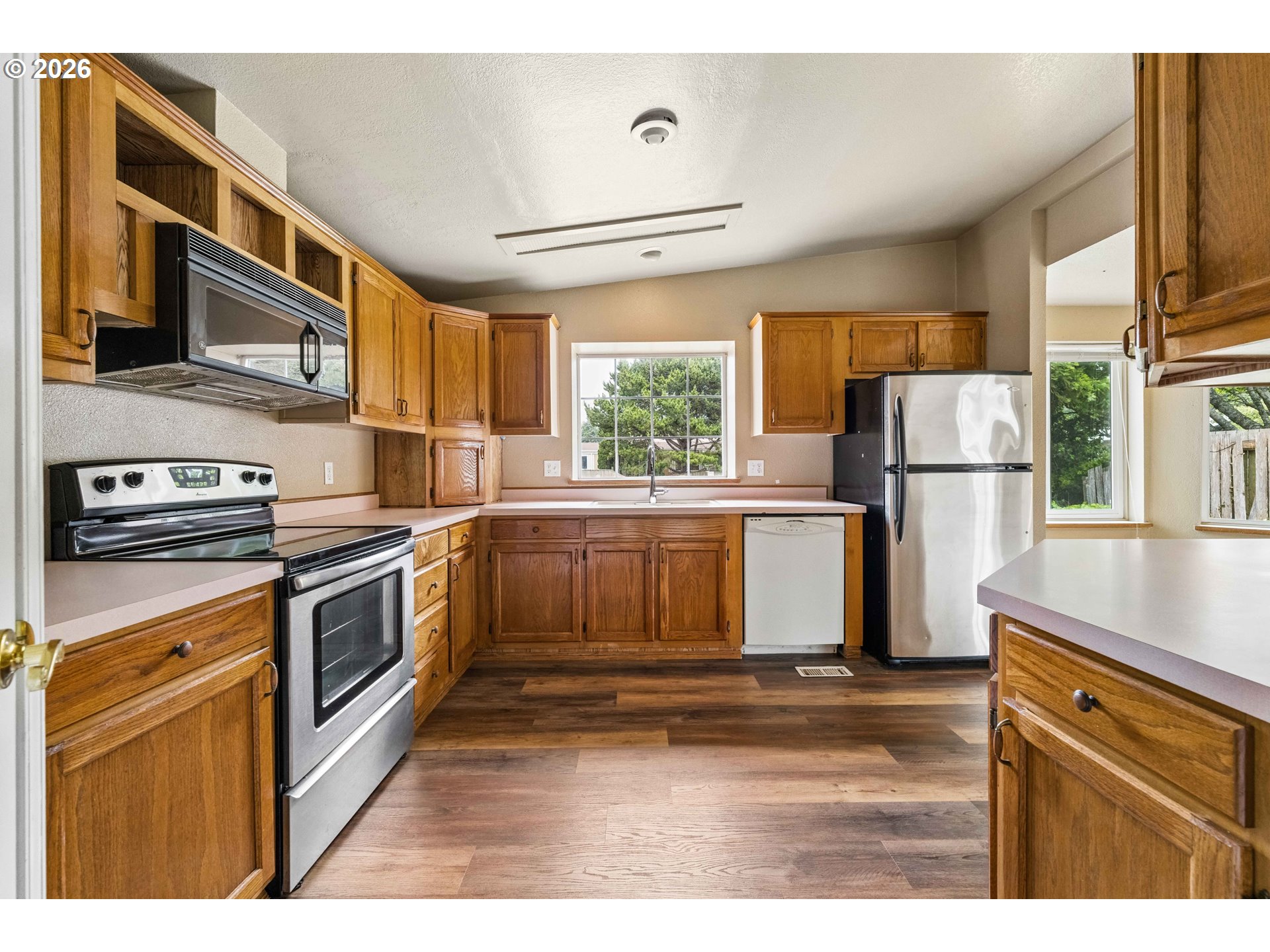 1188 Indiana Ave Property Photo 12