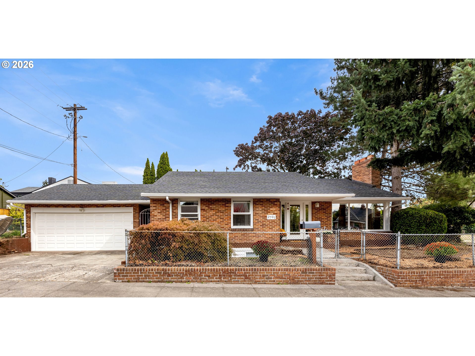 2701 Washington St Property Photo 1