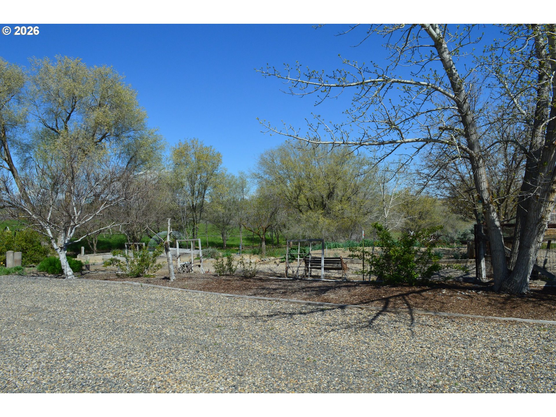 1935 Bench Rd Property Photo 6