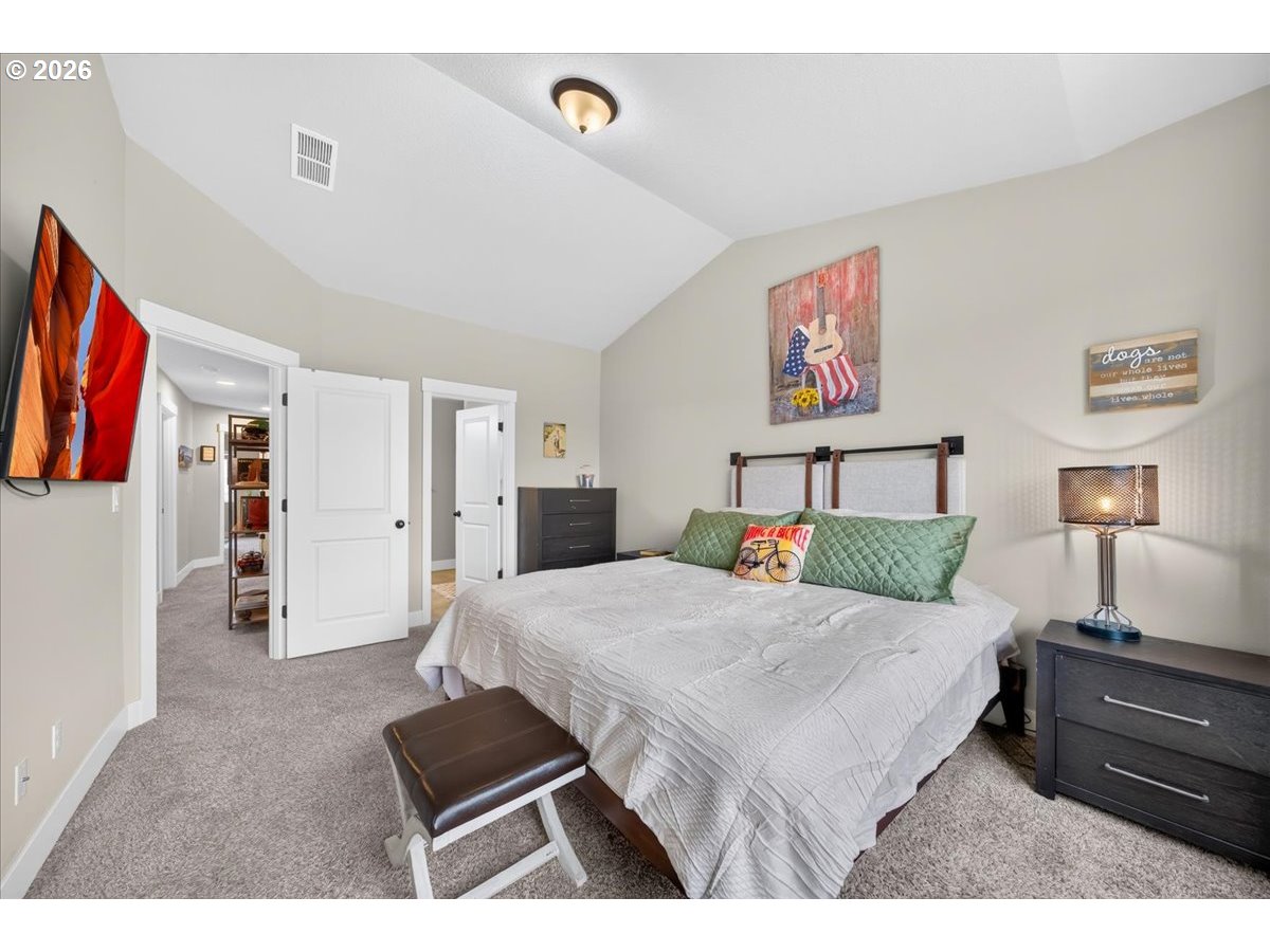 2907 S Heather St Property Photo 15