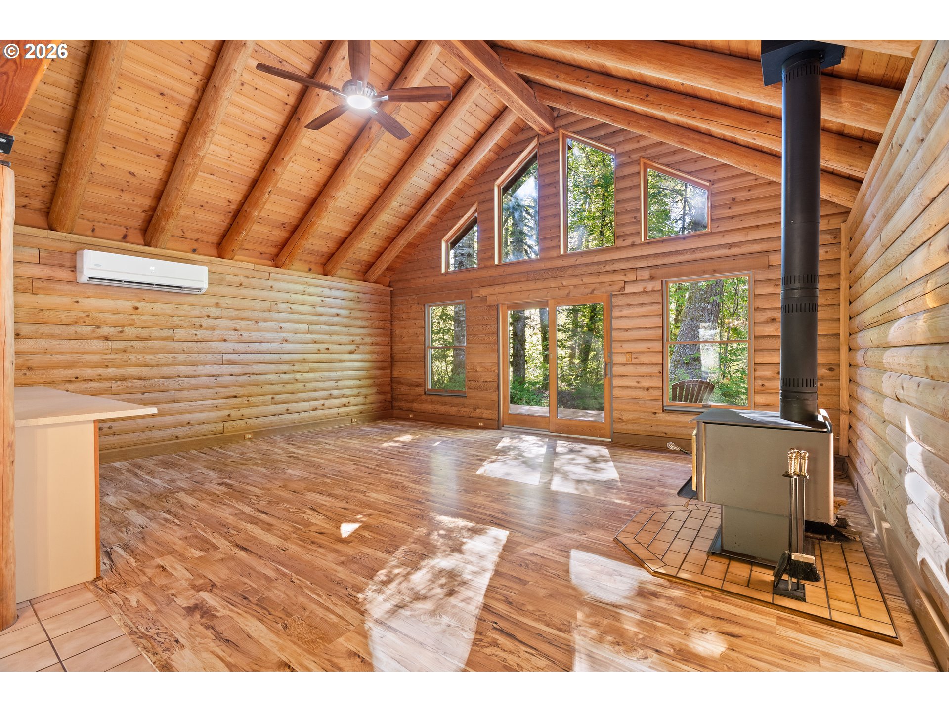 22833 E Winnie Rd Property Photo 6