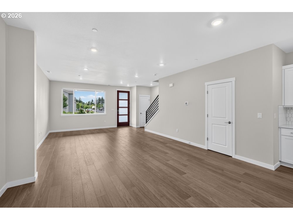 3683 Sw Knapp Dr Property Photo 2