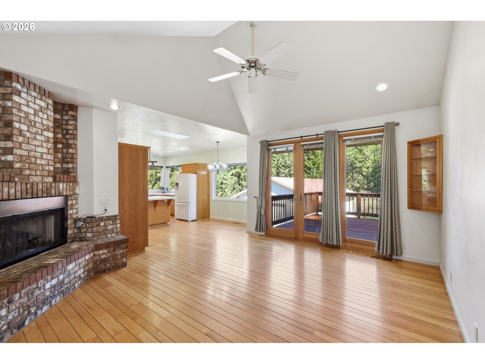 82155 Bear Creek Rd Property Photo 15