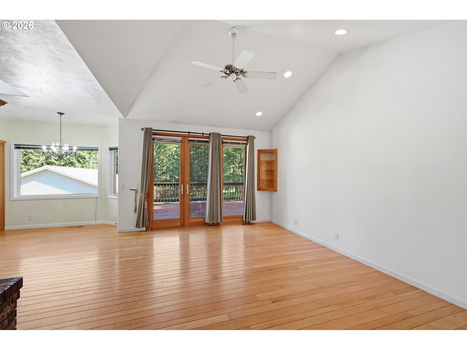 82155 Bear Creek Rd Property Photo 18