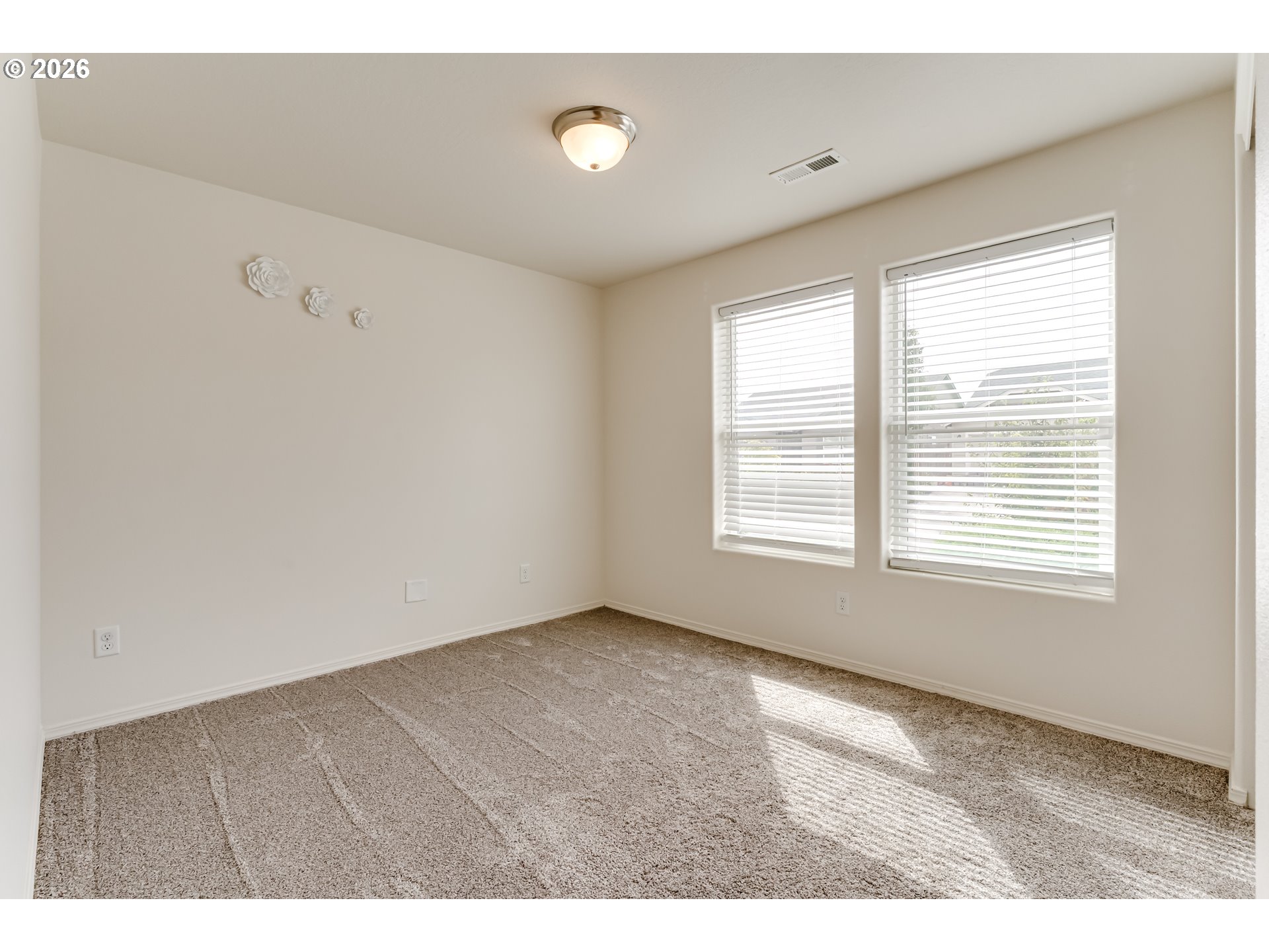 5757 Donohoe Ave Property Photo 25