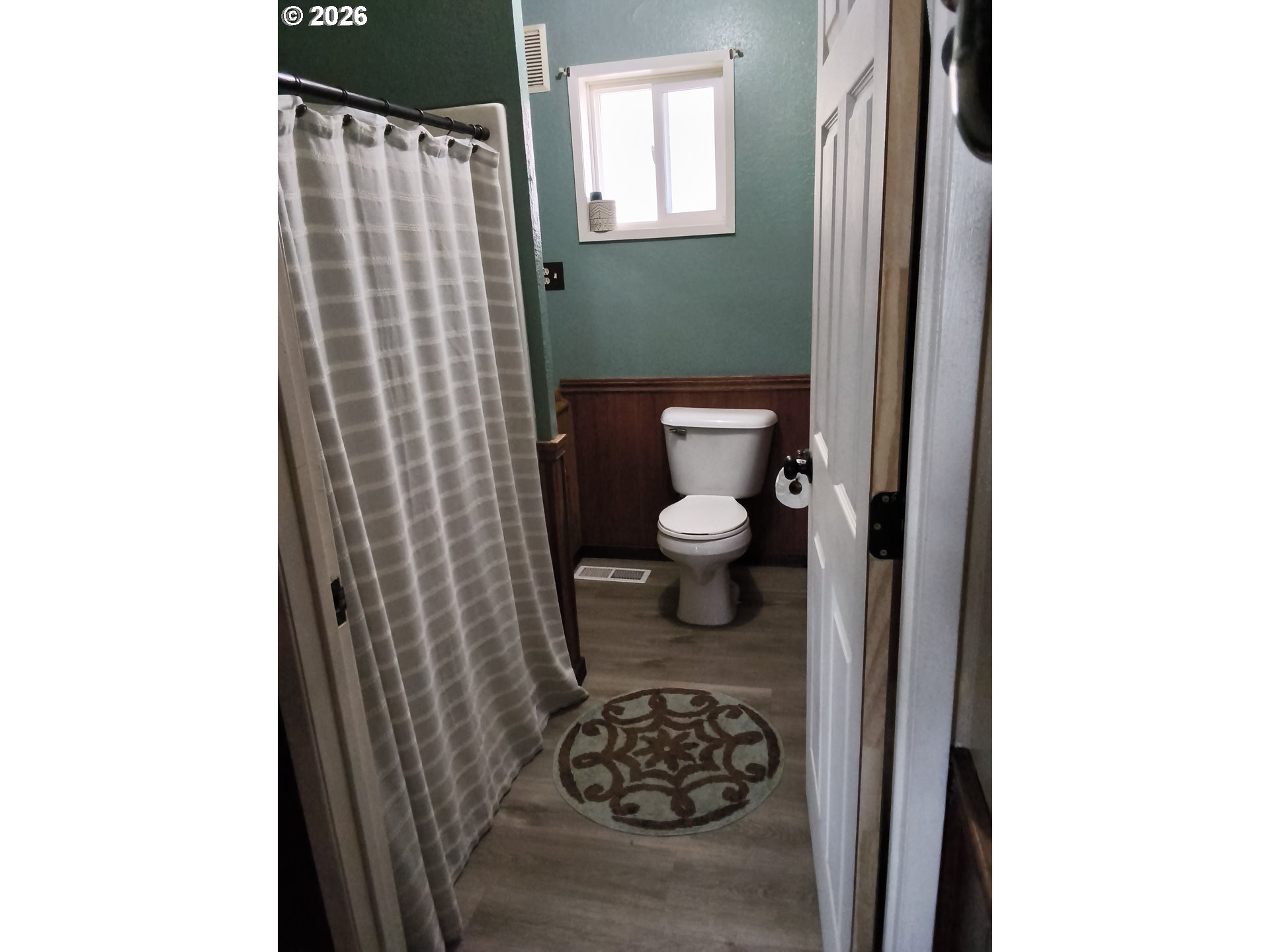865 N Gale St Property Photo 22