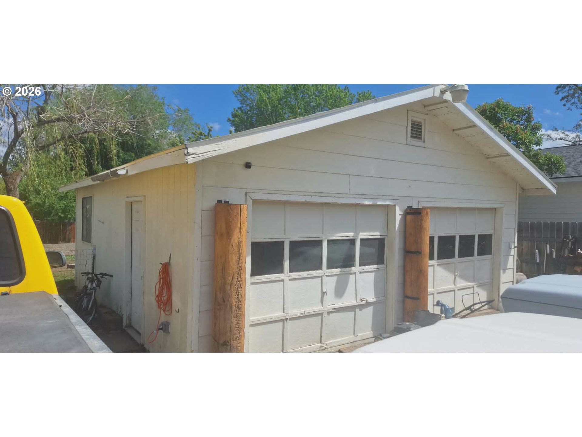 865 N Gale St Property Photo 24