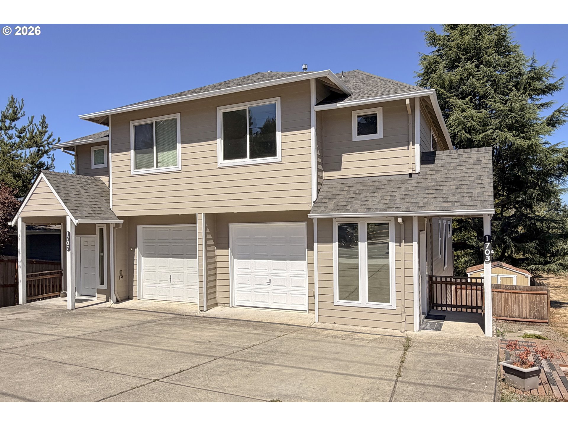 1703 Nw Division St Property Photo 3