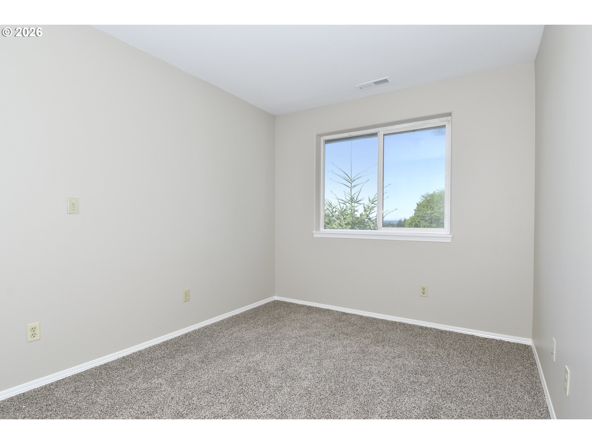 1703 Nw Division St Property Photo 26