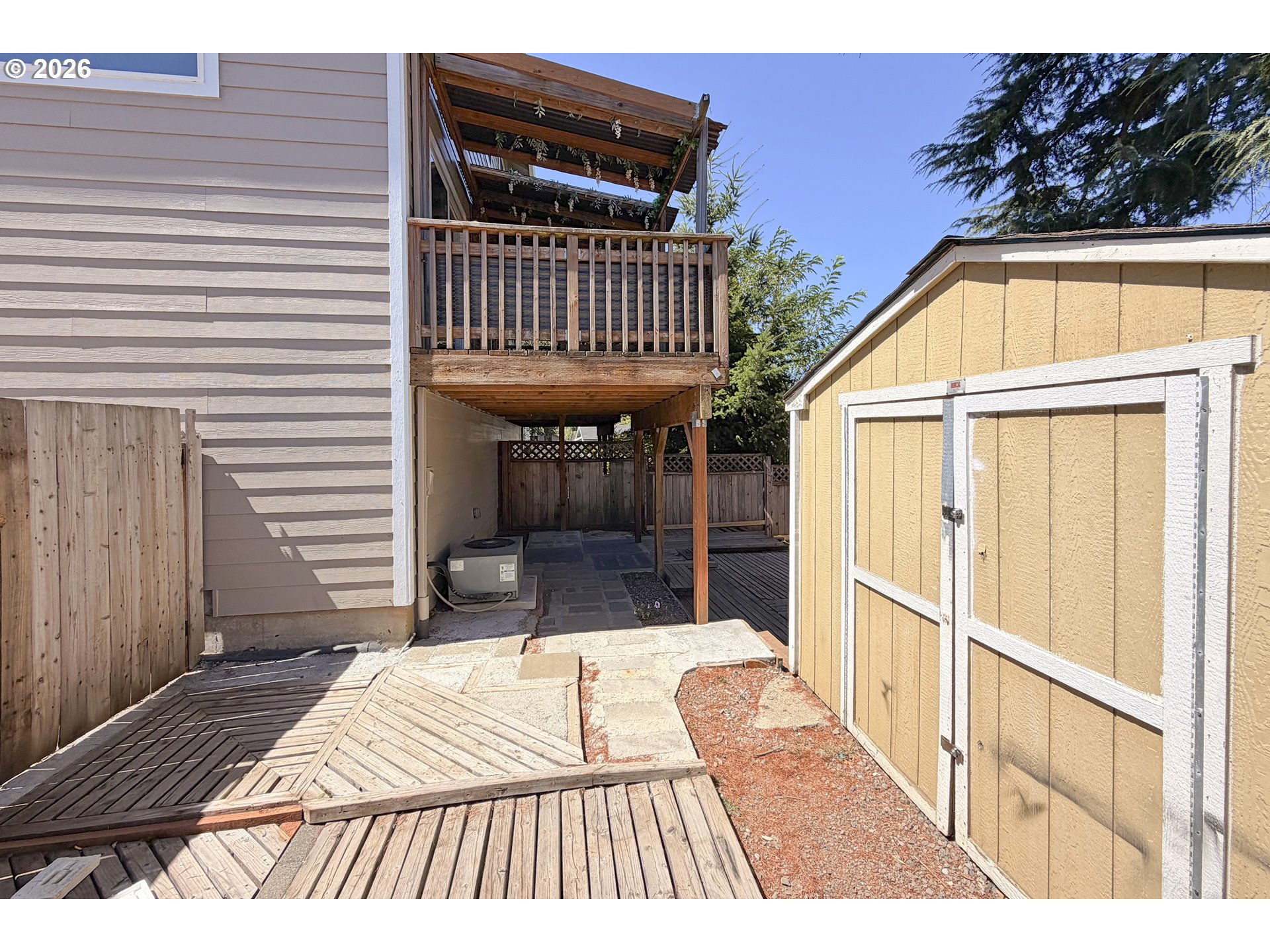 1703 Nw Division St Property Photo 34