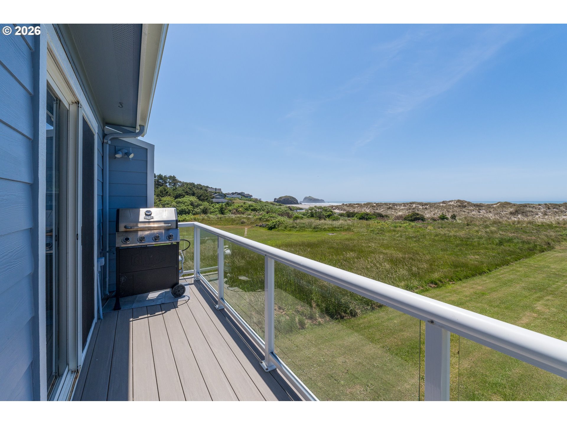 3356 Beach Loop Drive Property Photo 13