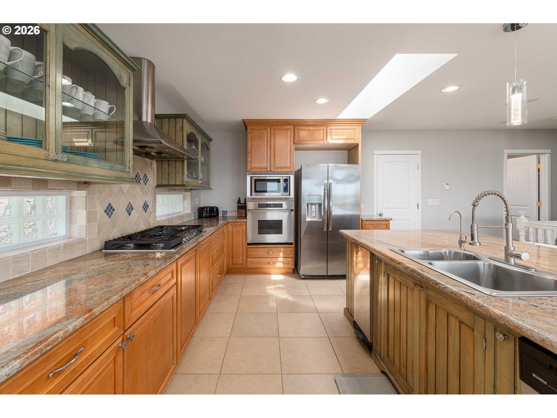 3356 Beach Loop Drive Property Photo 17
