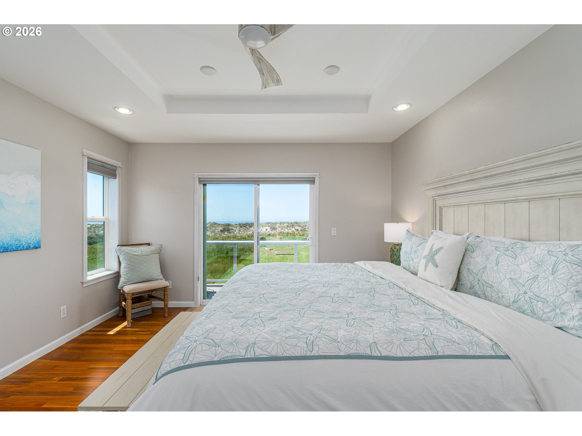 3356 Beach Loop Drive Property Photo 19