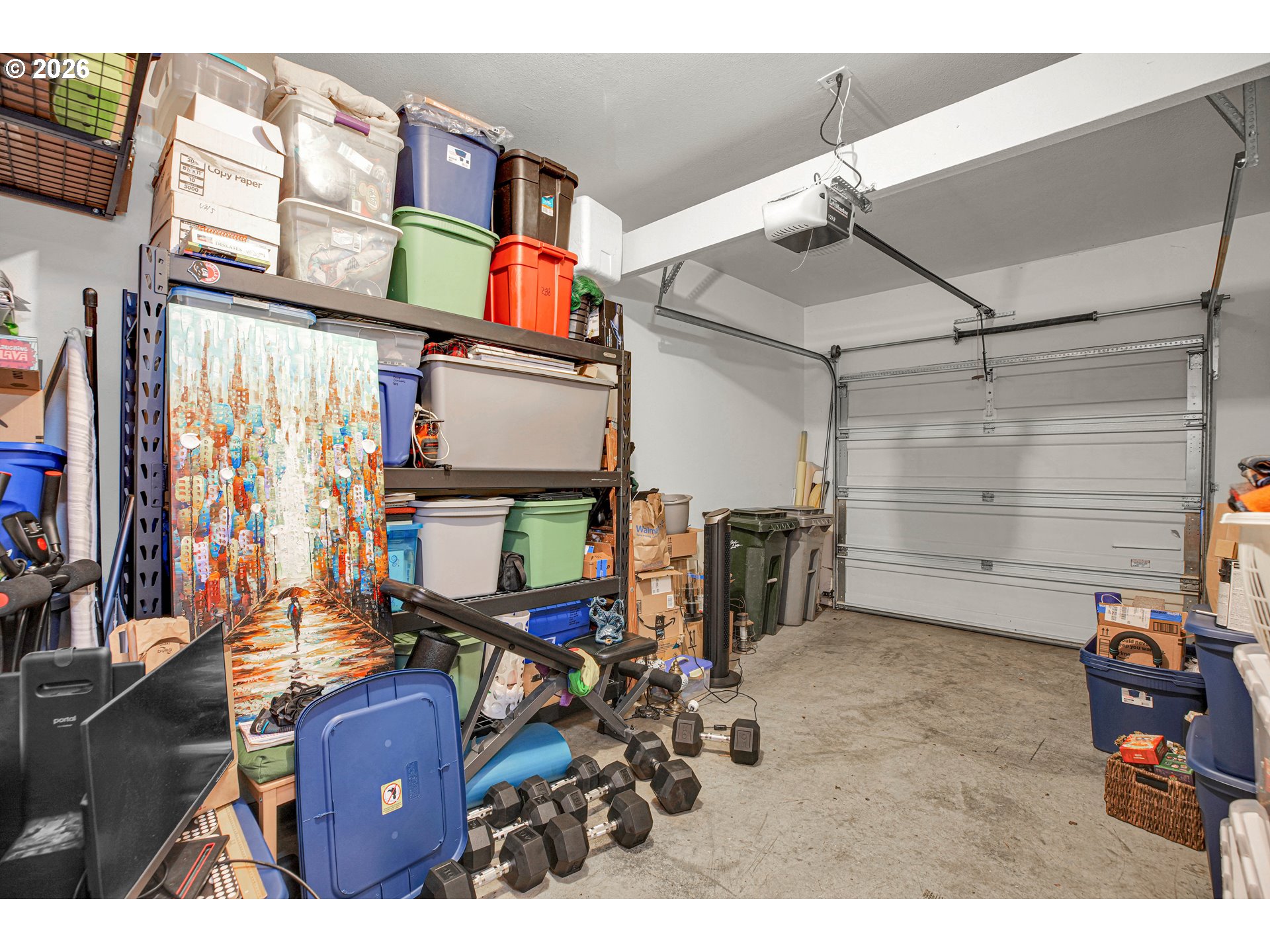 925 Springtree Ln Property Photo 18