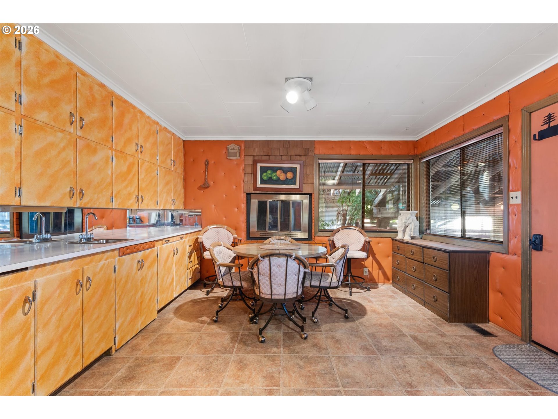 2331 Church St Property Photo 10