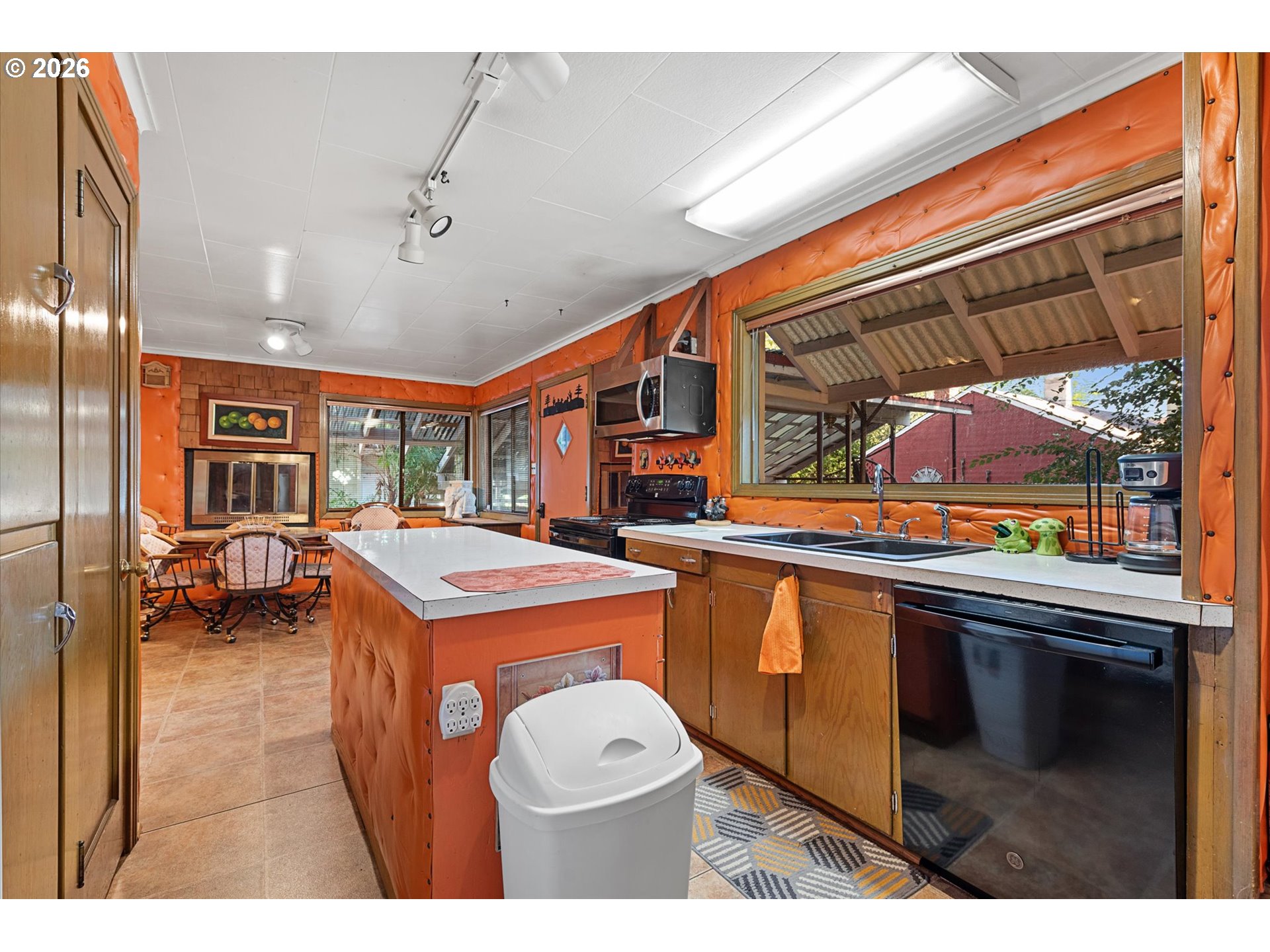 2331 Church St Property Photo 11