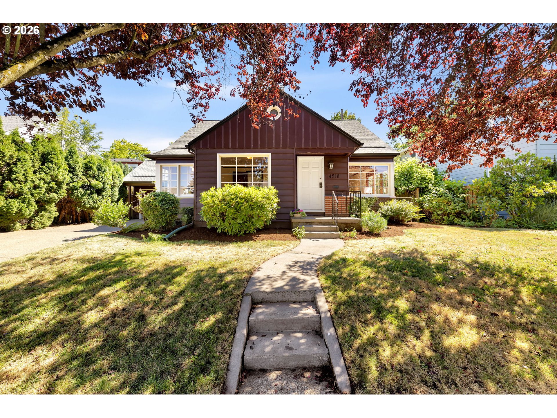 4518 Ne Irving St Property Photo 1