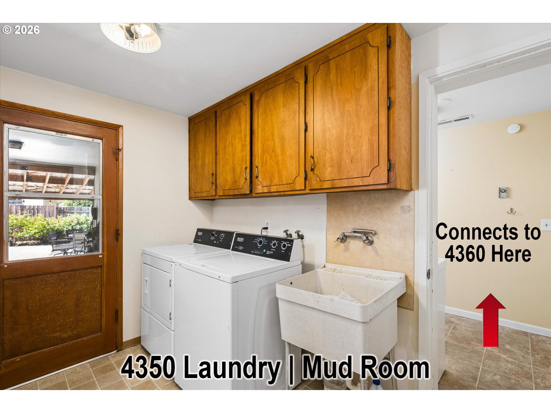 4360 Catalina St Property Photo 26