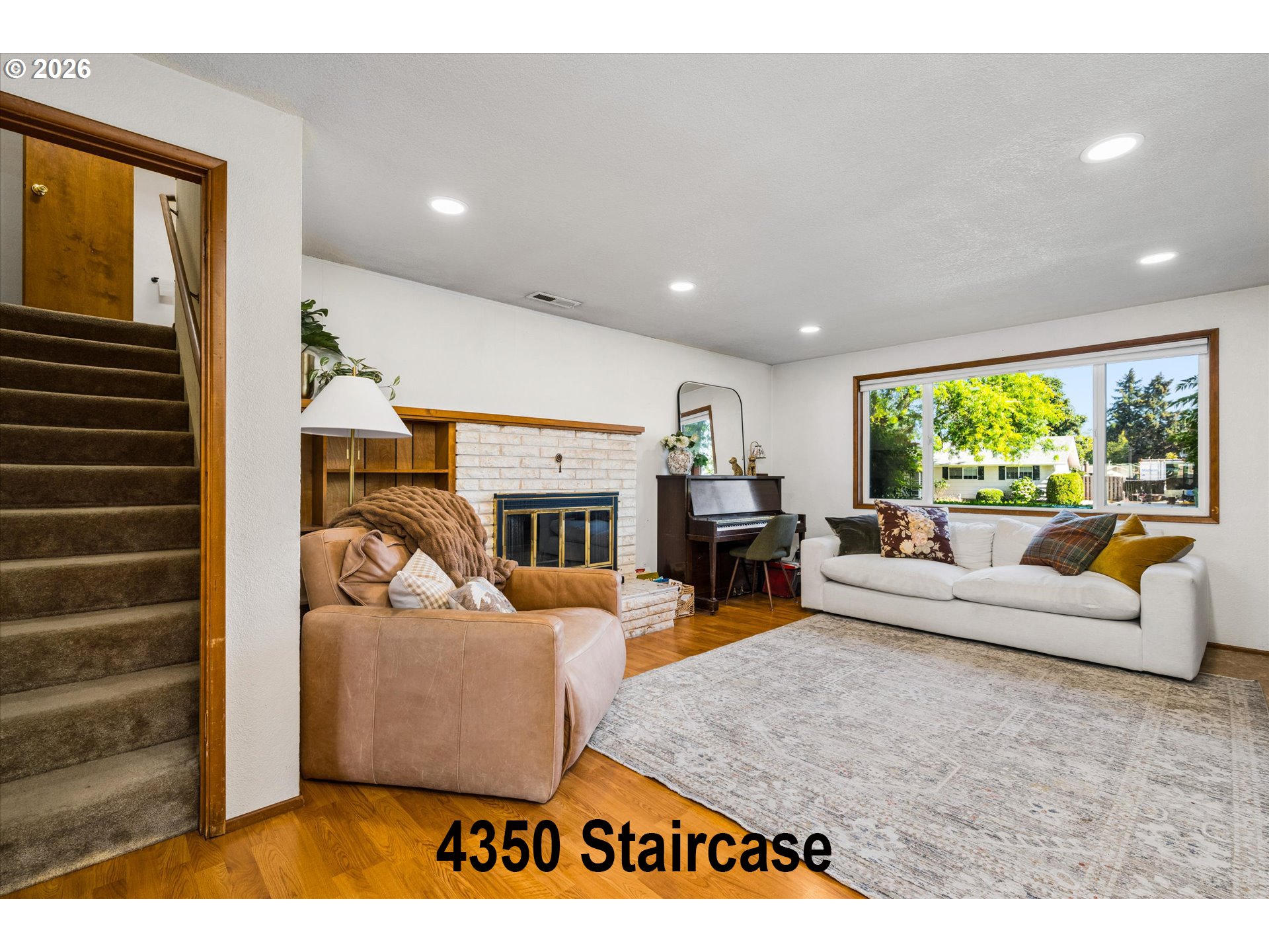 4360 Catalina St Property Photo 32