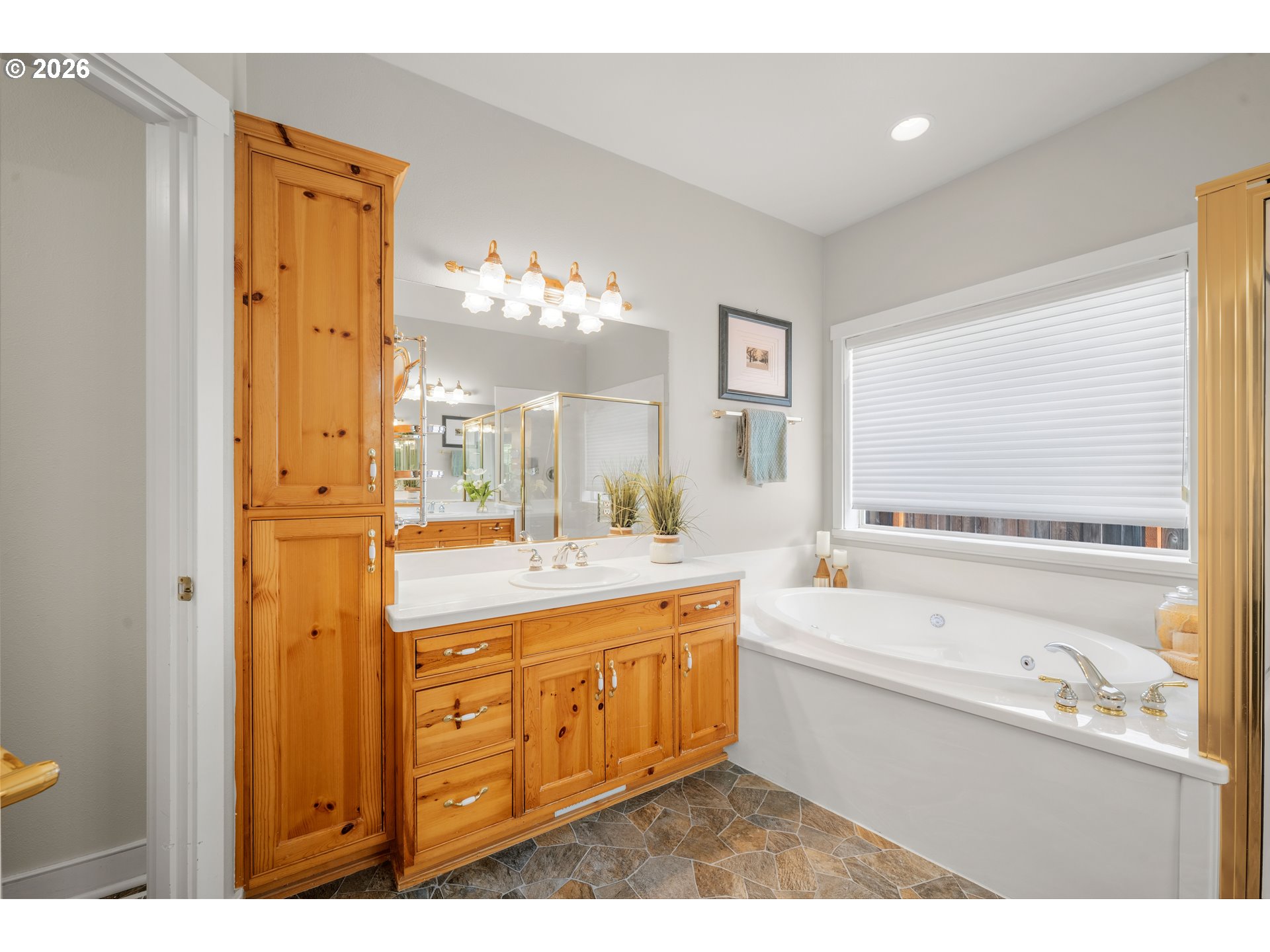 3298 Saint Thomas St Property Photo 24