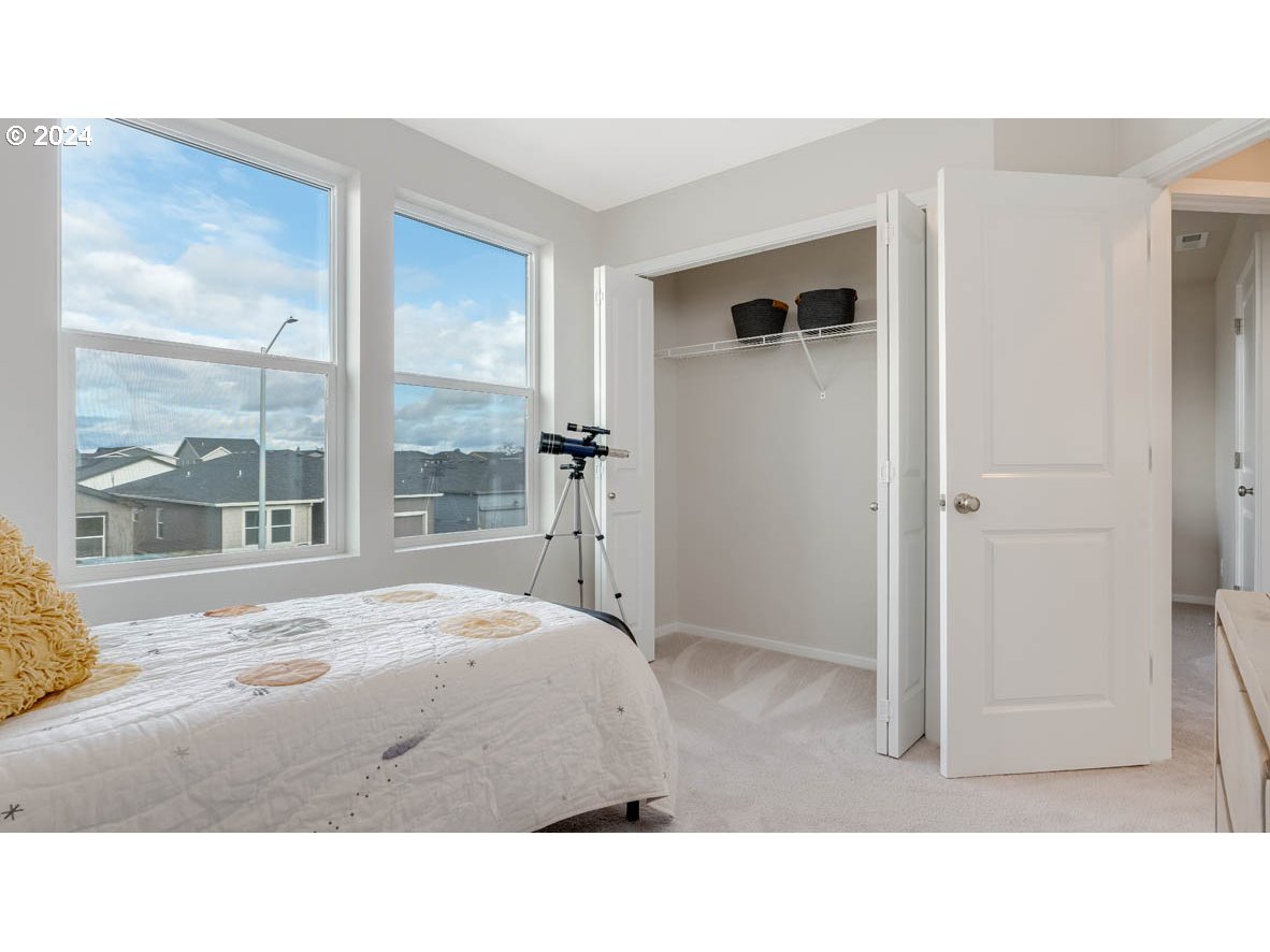 4929 Elvis Ave Ne Property Photo 20