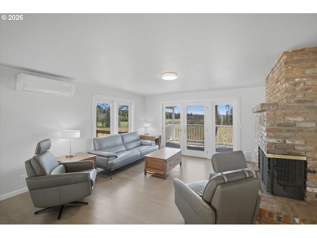 25357 High Pass Rd Property Photo 12