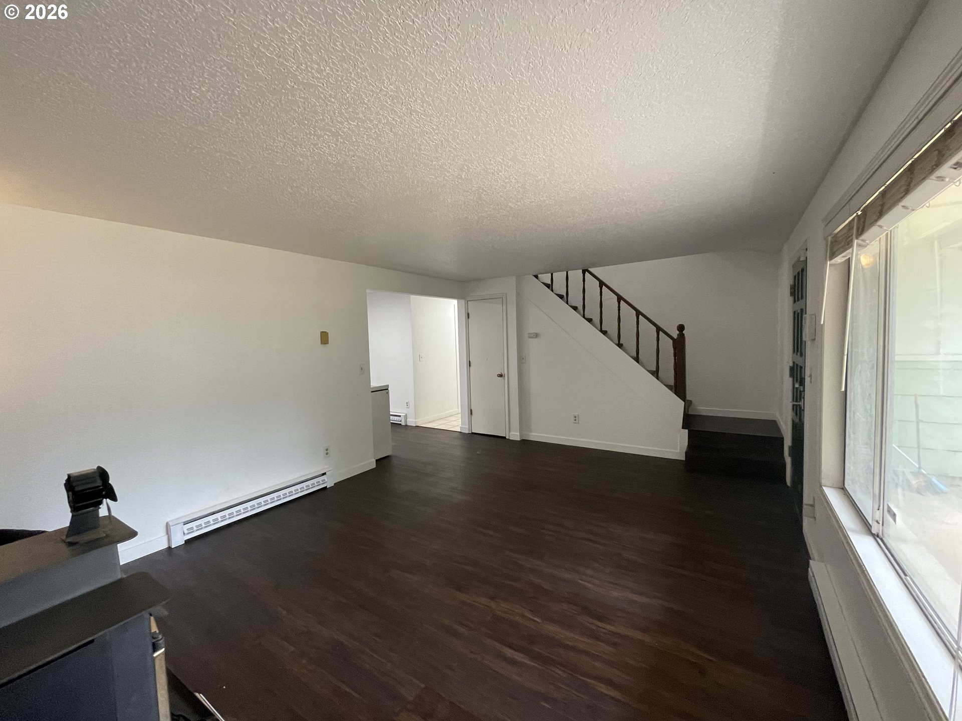 1398 Poplar St Property Photo 5