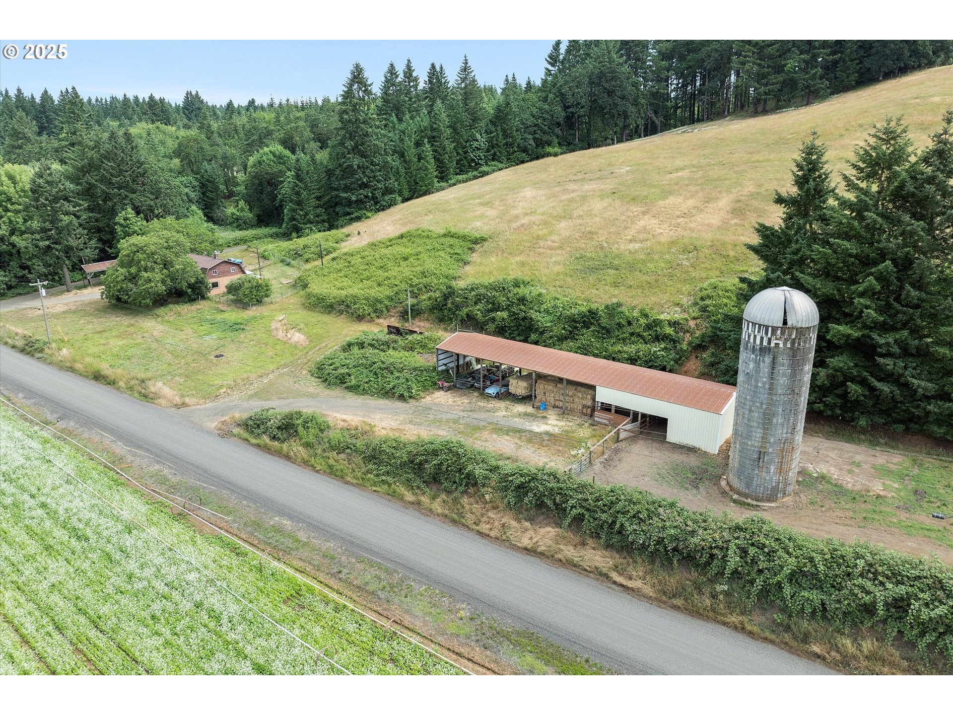 7350 Smith Rd Property Photo 11