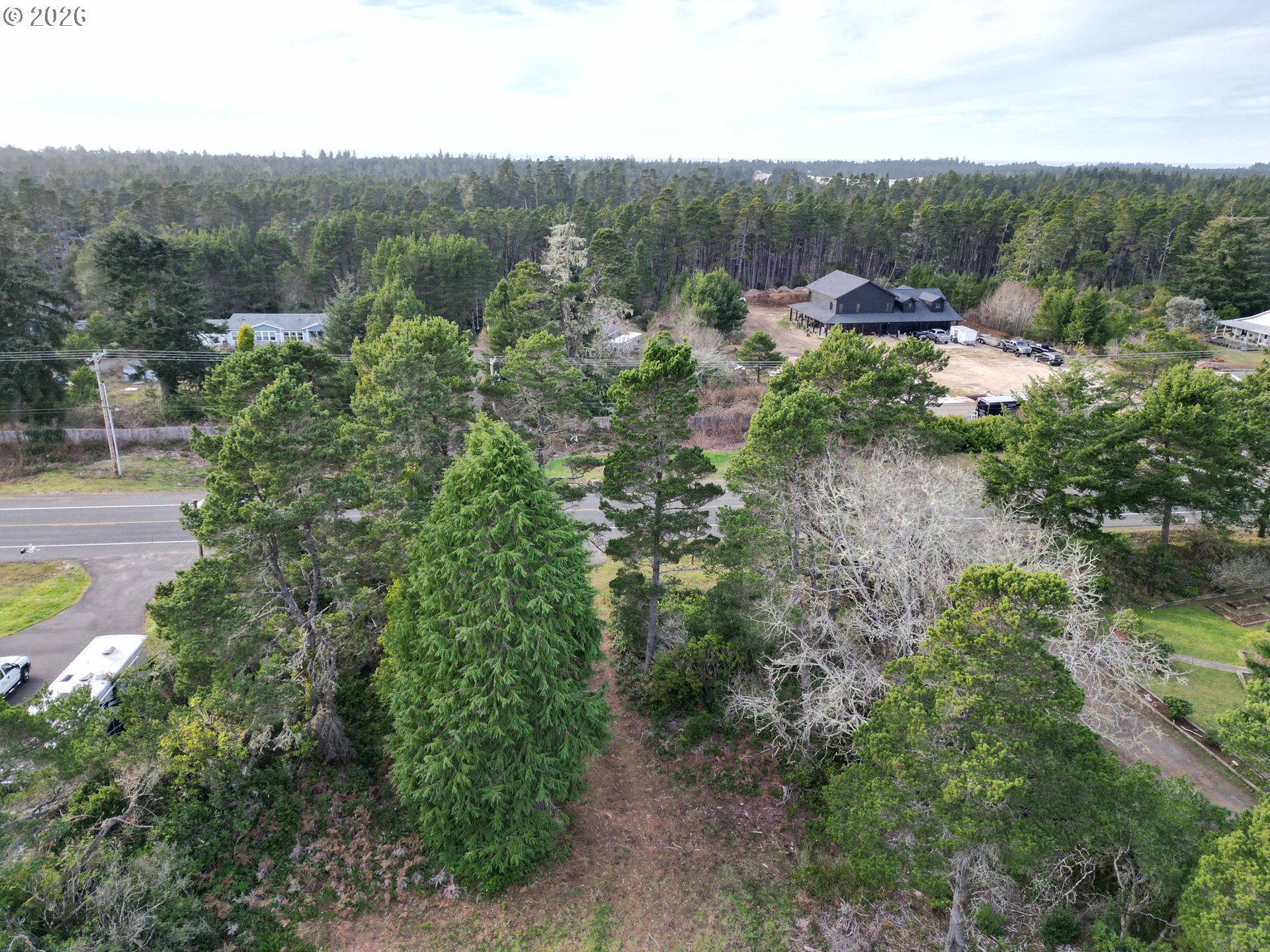 Hwy 101 800 Property Photo 12