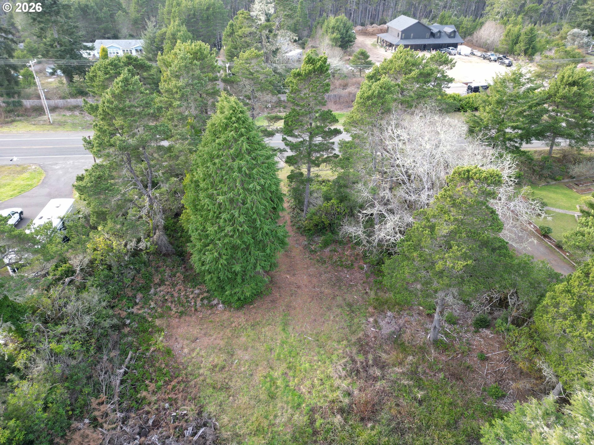 Hwy 101 800 Property Photo 13