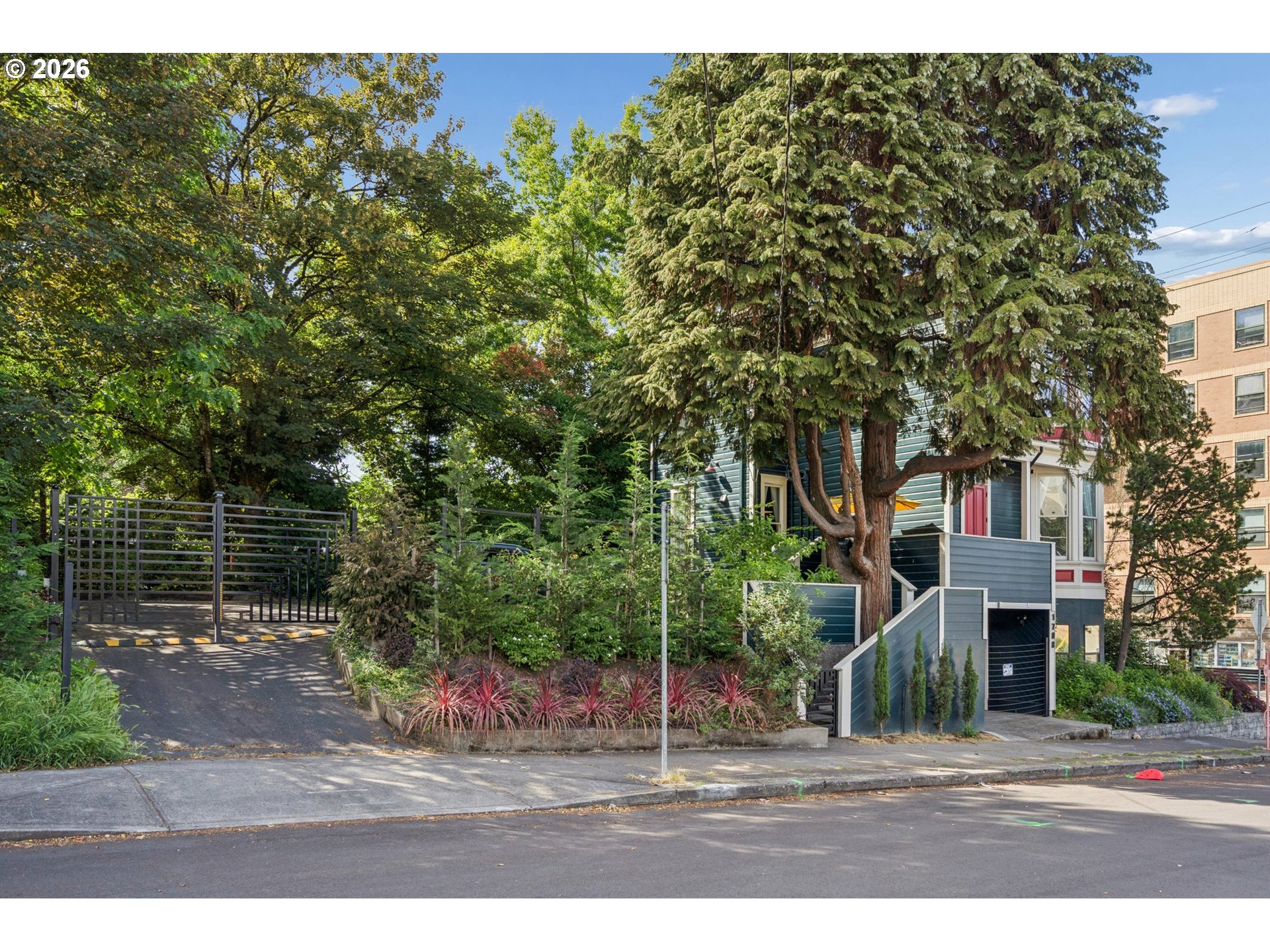 1708 Sw Columbia St Property Photo 4