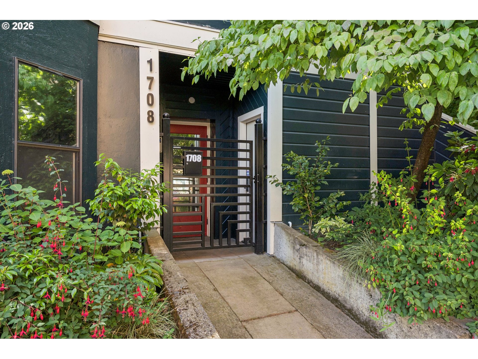 1708 Sw Columbia St Property Photo 7