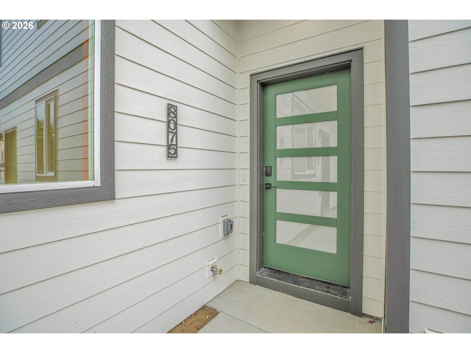 8075 Se Carlton St Property Photo 1