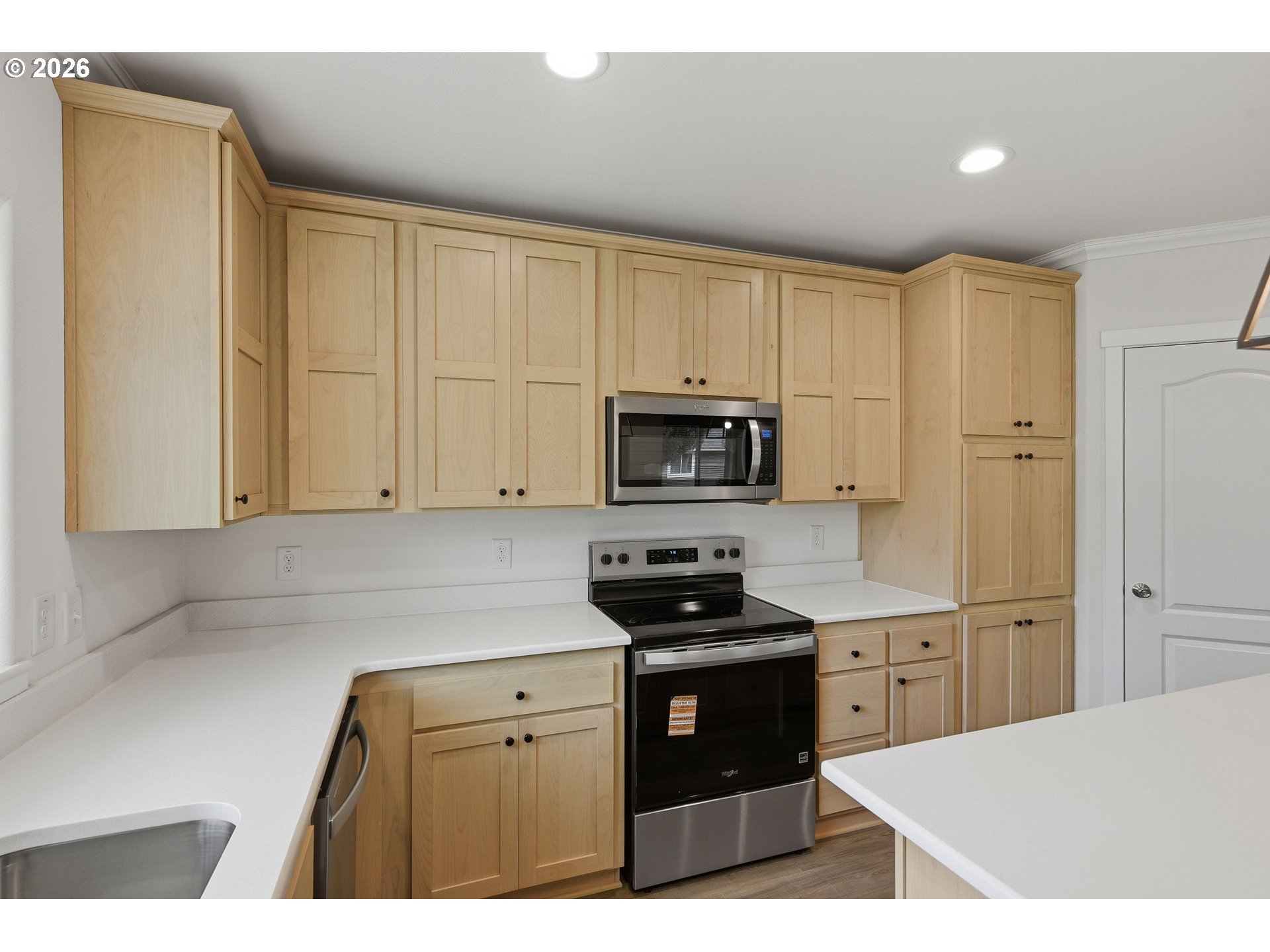 1560 Monroe St Property Photo 11
