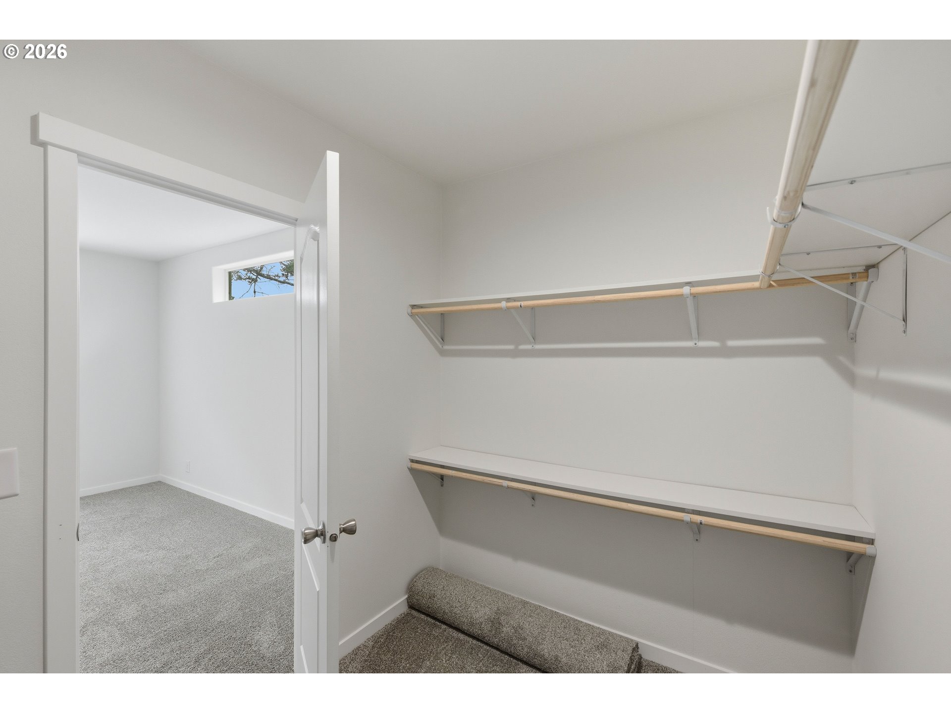1560 Monroe St Property Photo 28