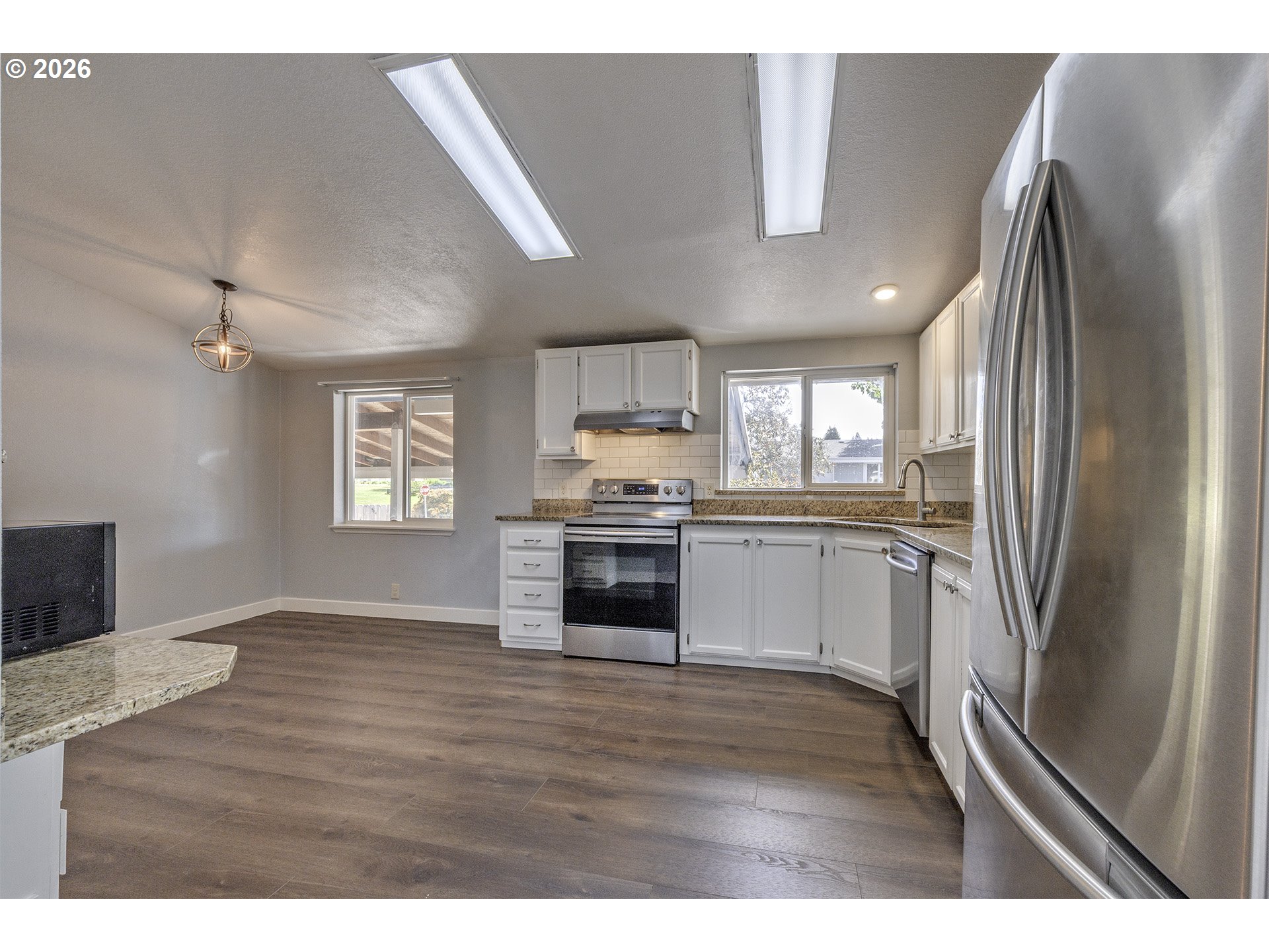 1949 Se Palmquist Rd 64 Property Photo 10